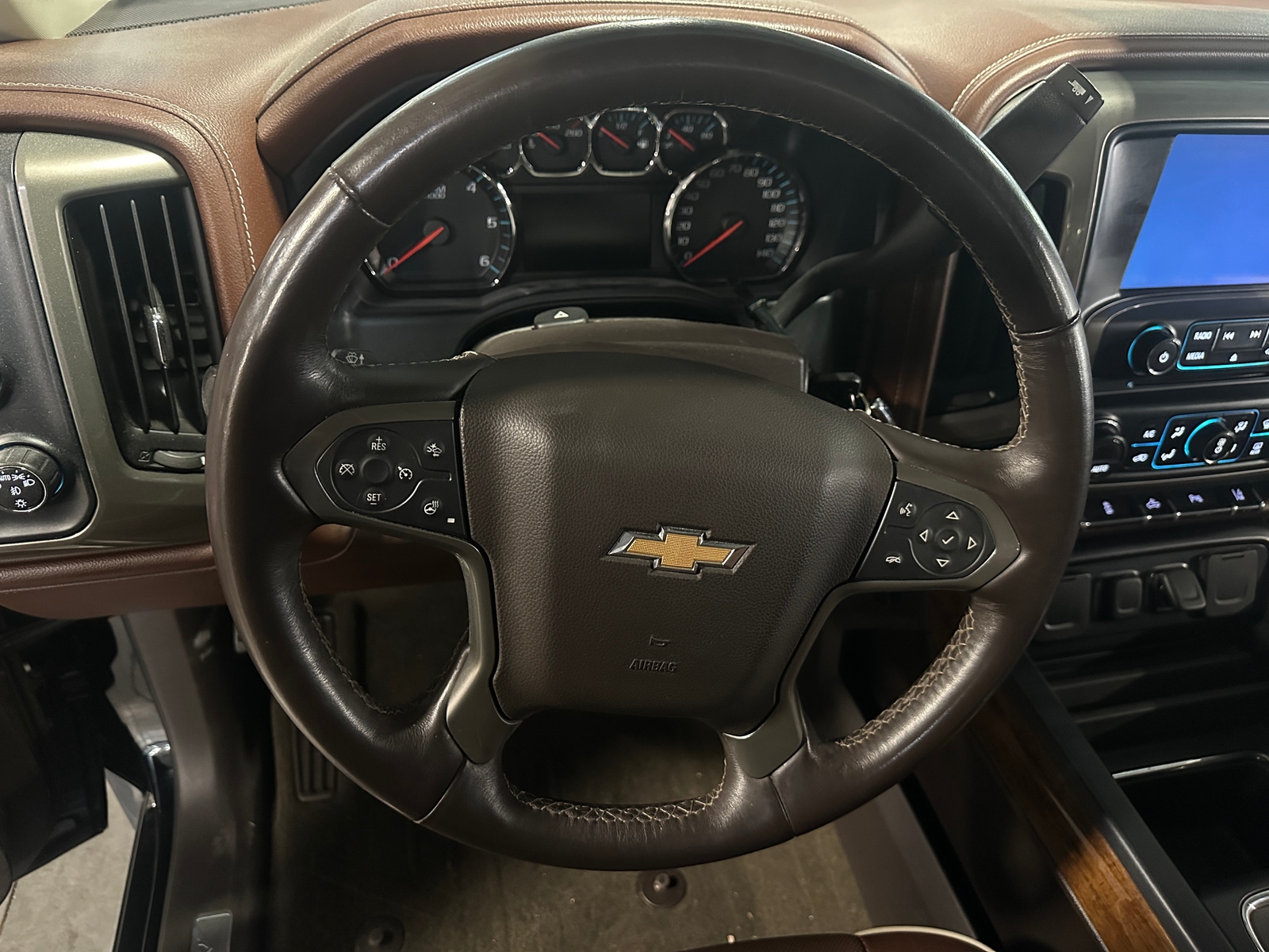 Thumbnail: 2015 Chevrolet Silverado 1500 - 4