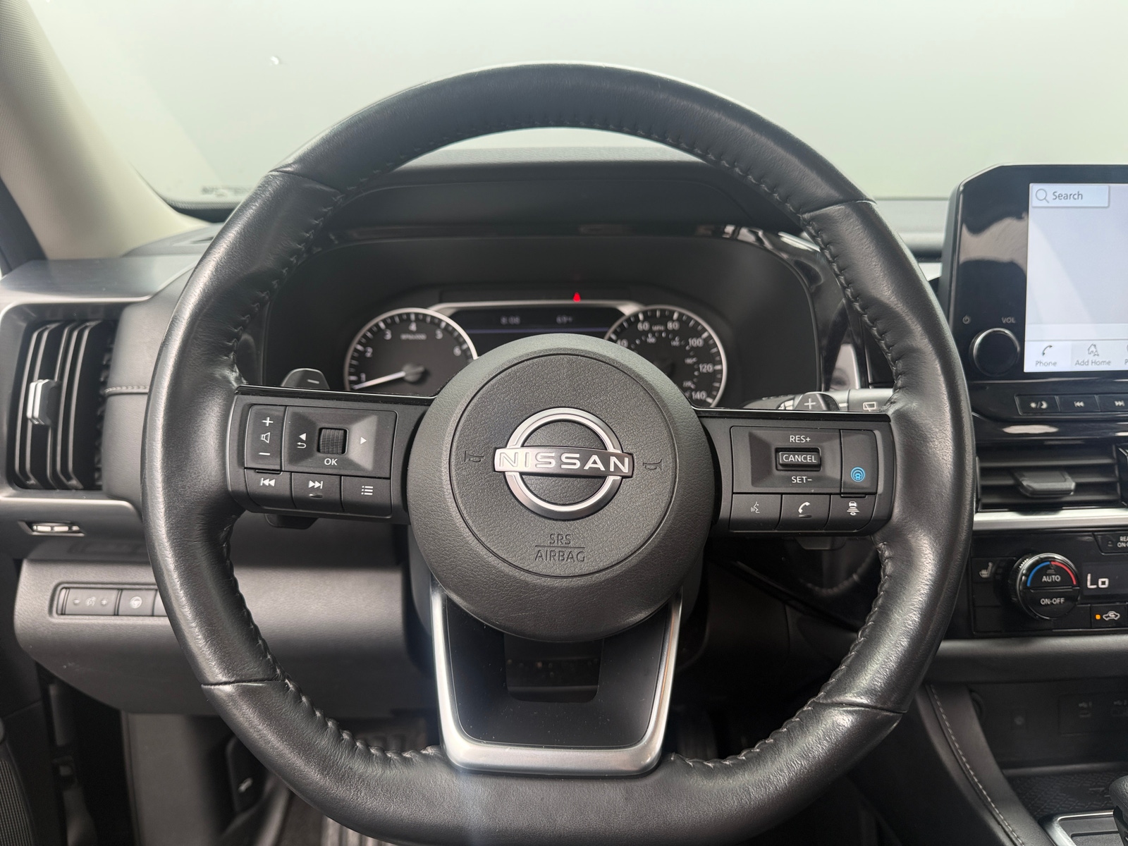 Thumbnail: 2023 Nissan Pathfinder - 4
