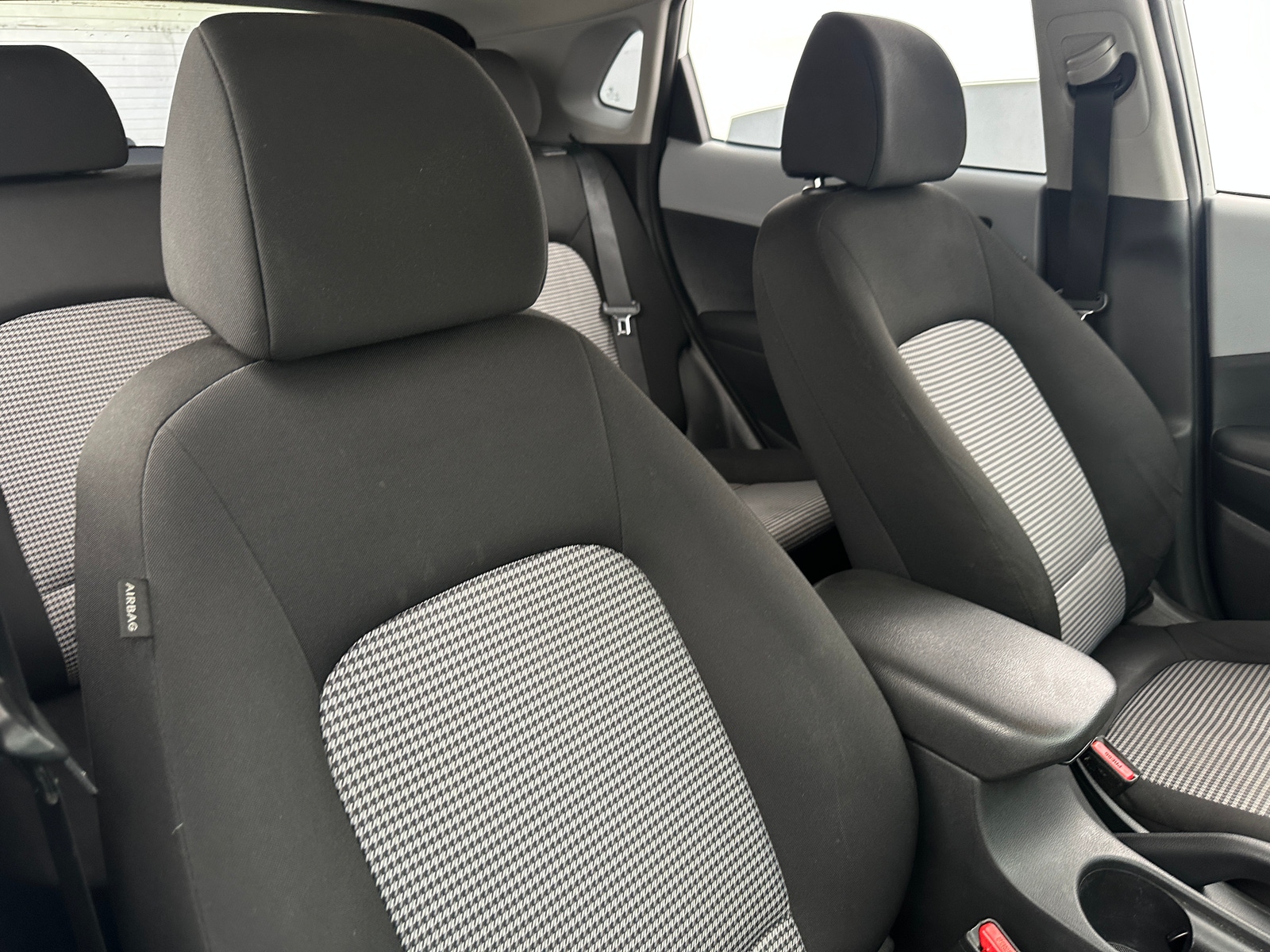 Thumbnail: 2021 Hyundai Kona - 2