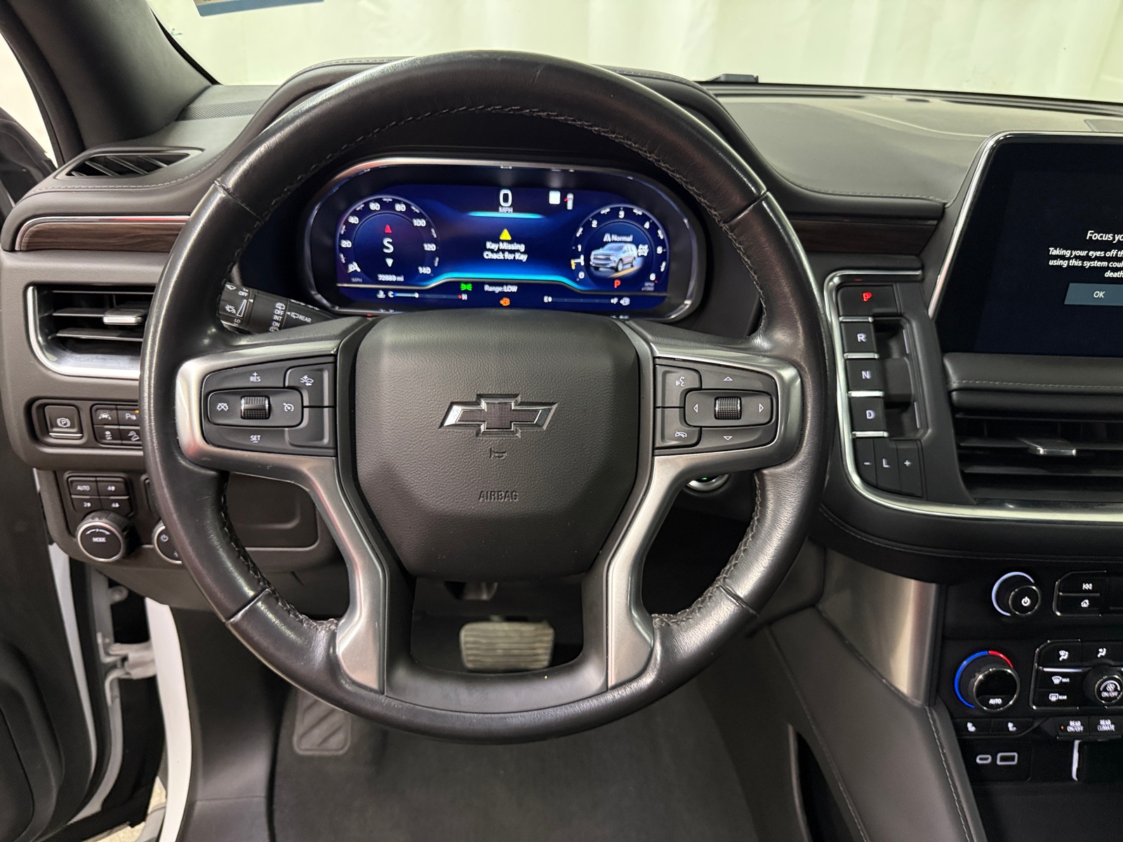 Thumbnail: 2022 Chevrolet Suburban - 4