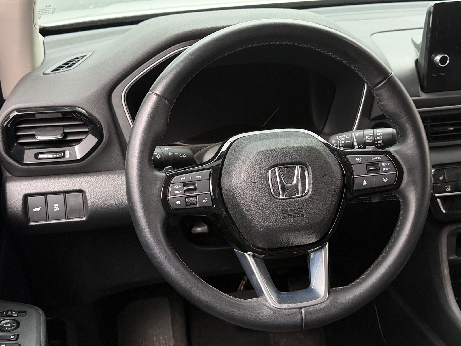 Thumbnail: 2023 Honda Pilot - 4