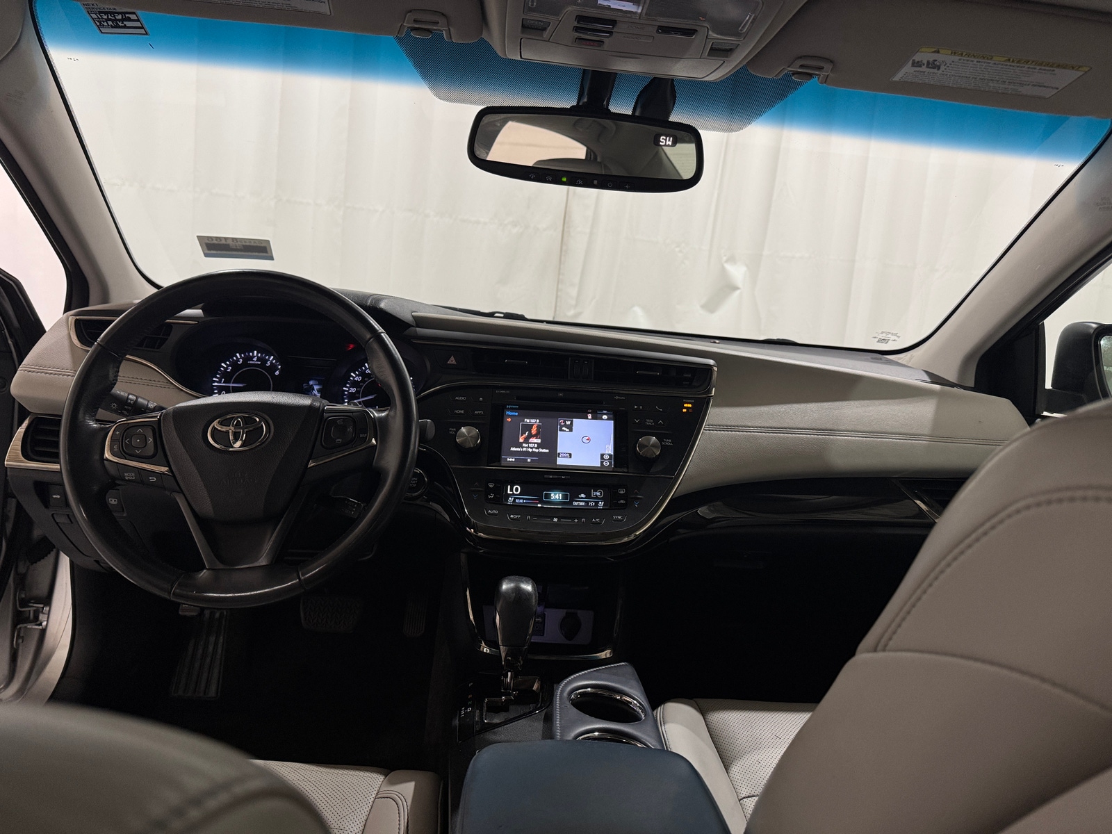 Thumbnail: 2015 Toyota Avalon - 2