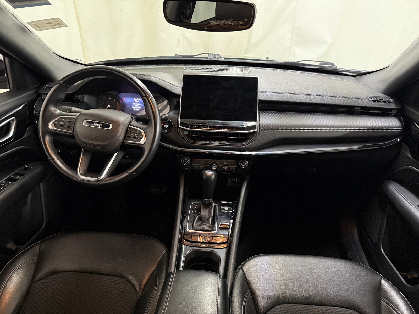 Thumbnail: 2022 Jeep Compass - 2