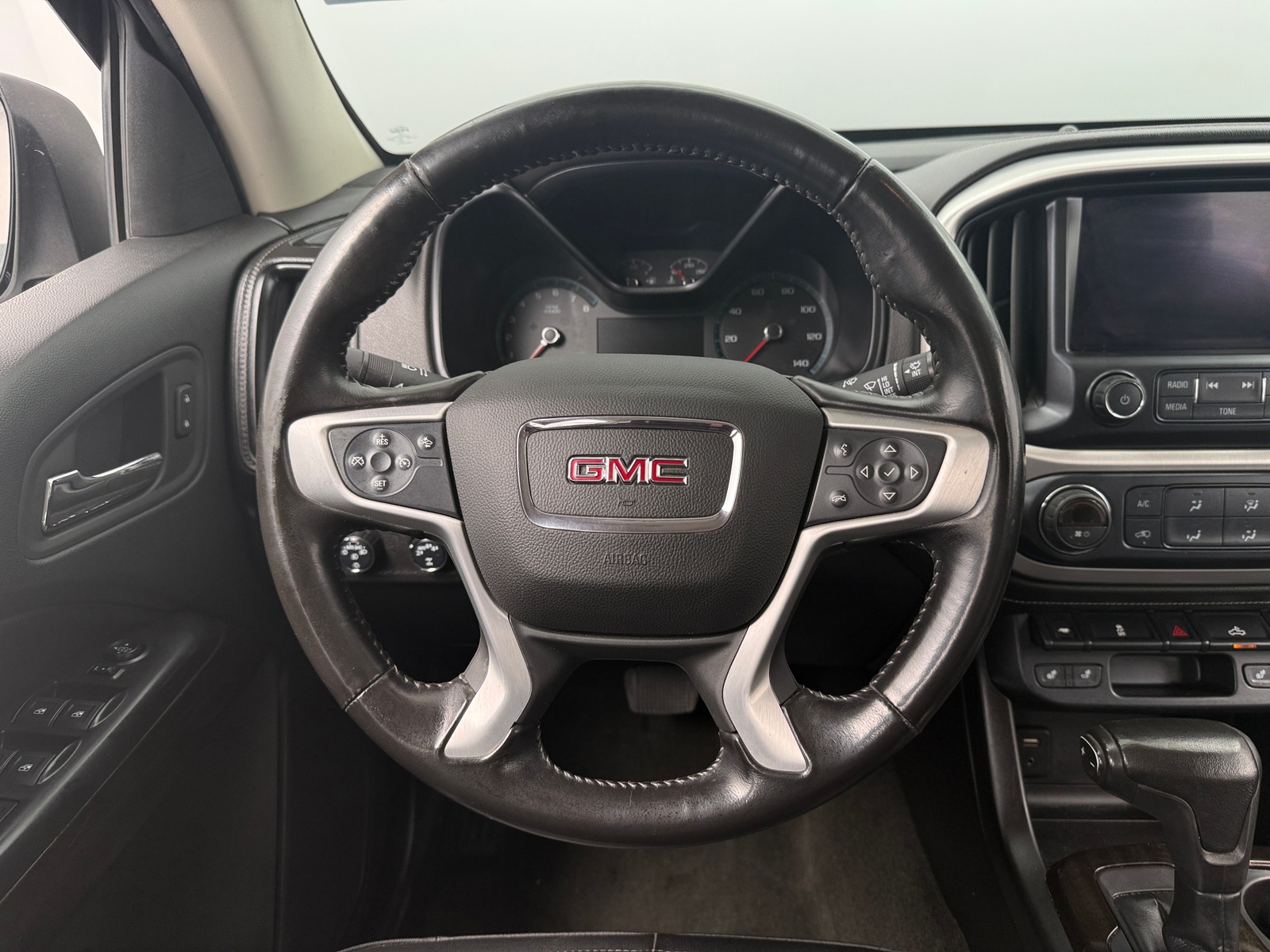 Thumbnail: 2018 GMC Canyon - 4