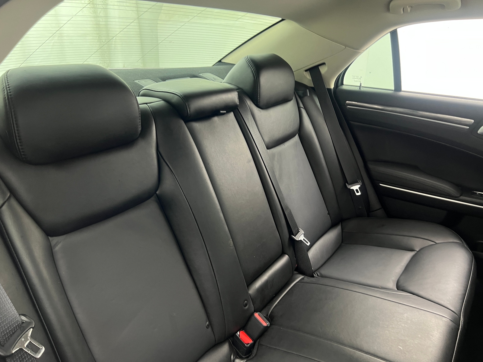 Thumbnail: 2019 Chrysler 300 - 5