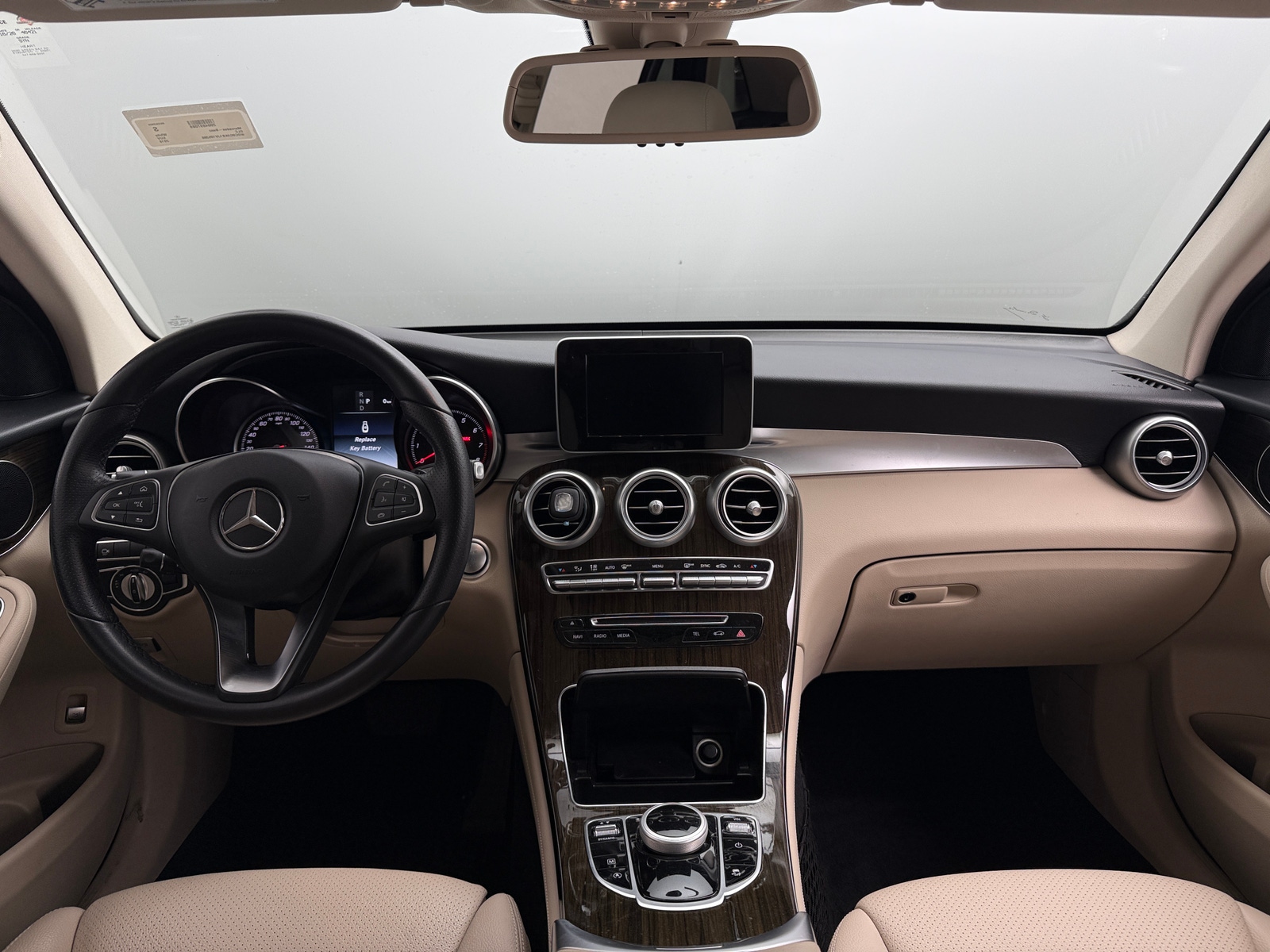 Thumbnail: 2018 Mercedes-Benz GLC - 2