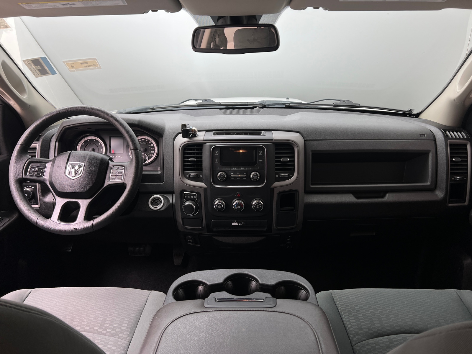Thumbnail: 2019 RAM 1500 Classic - 3