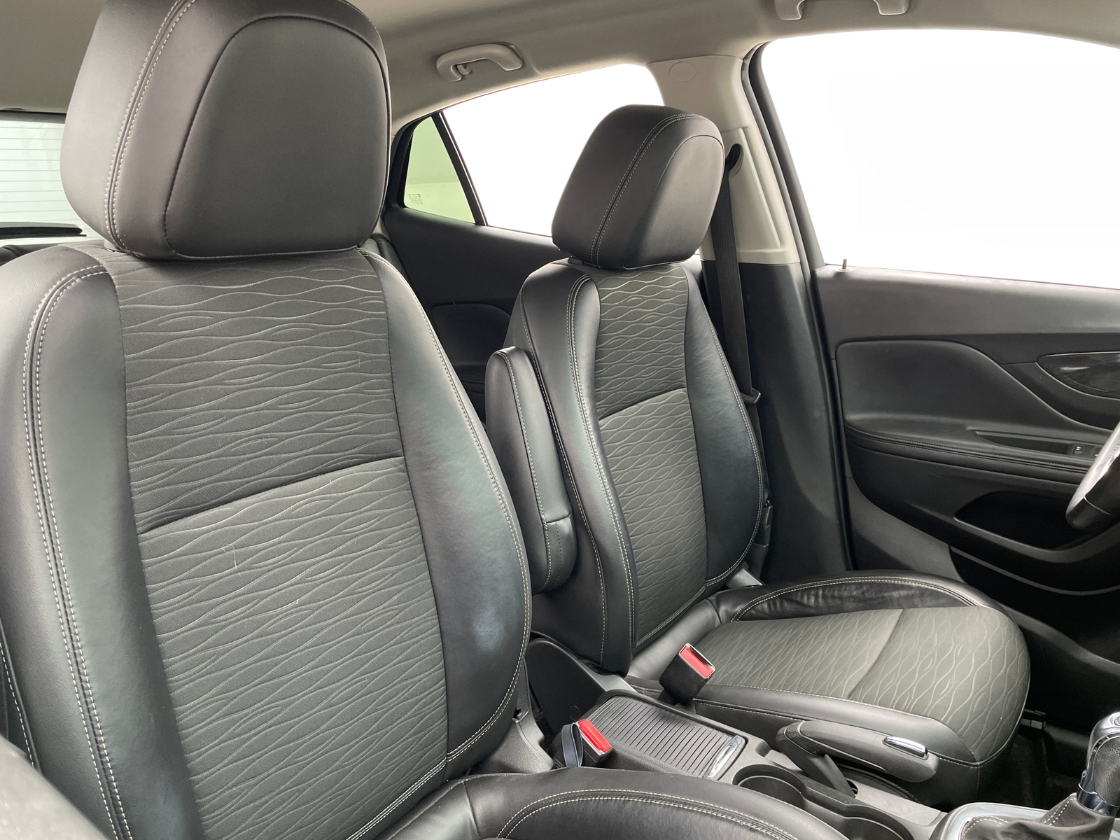 Thumbnail: 2016 Buick Encore - 2