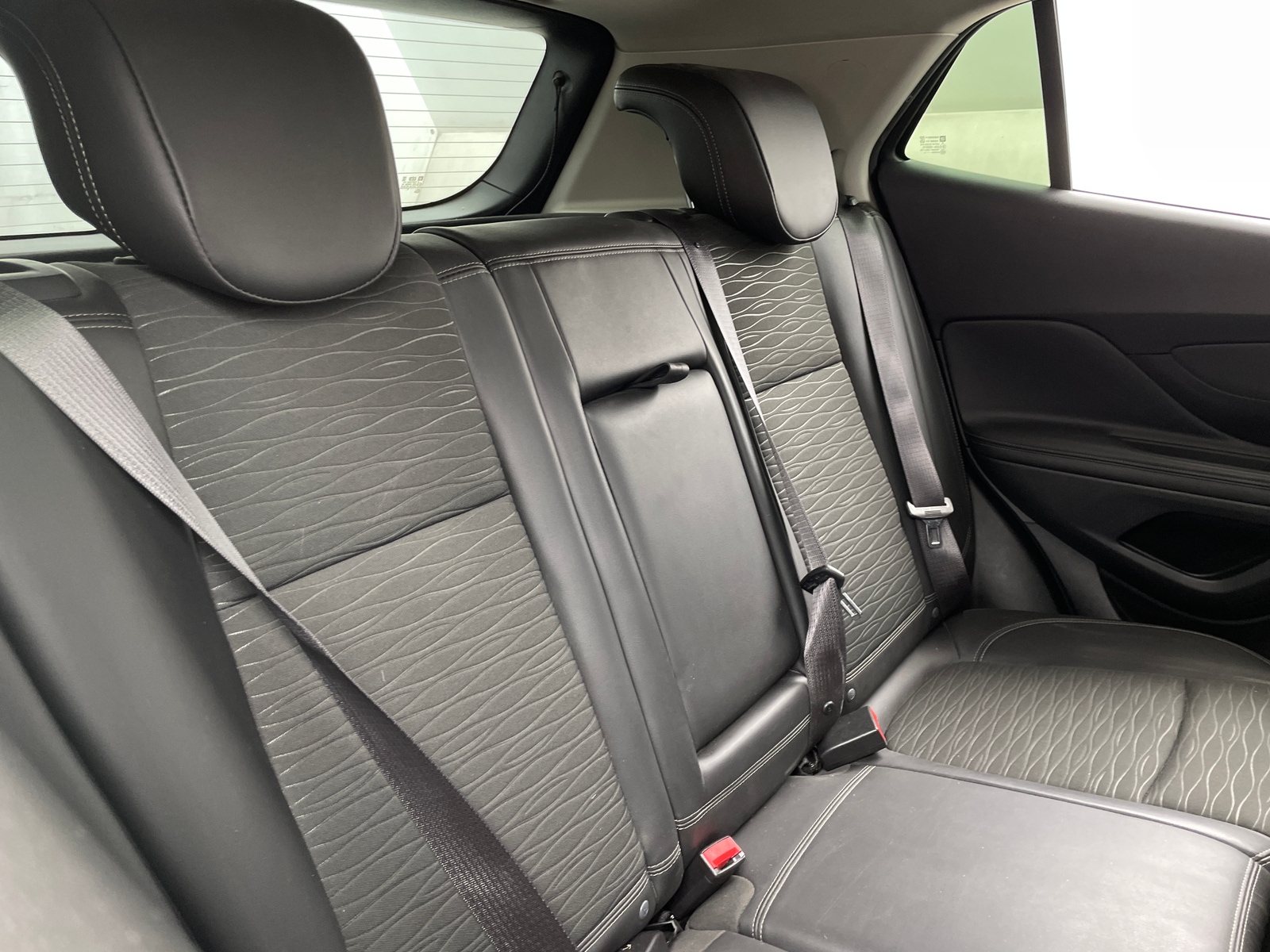 Thumbnail: 2016 Buick Encore - 6