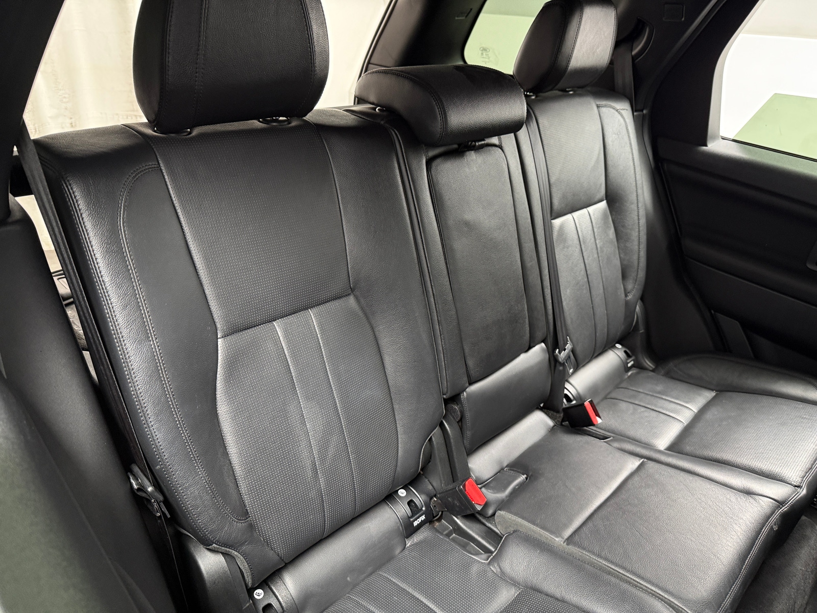Thumbnail: 2019 Land Rover Discovery Sport - 5