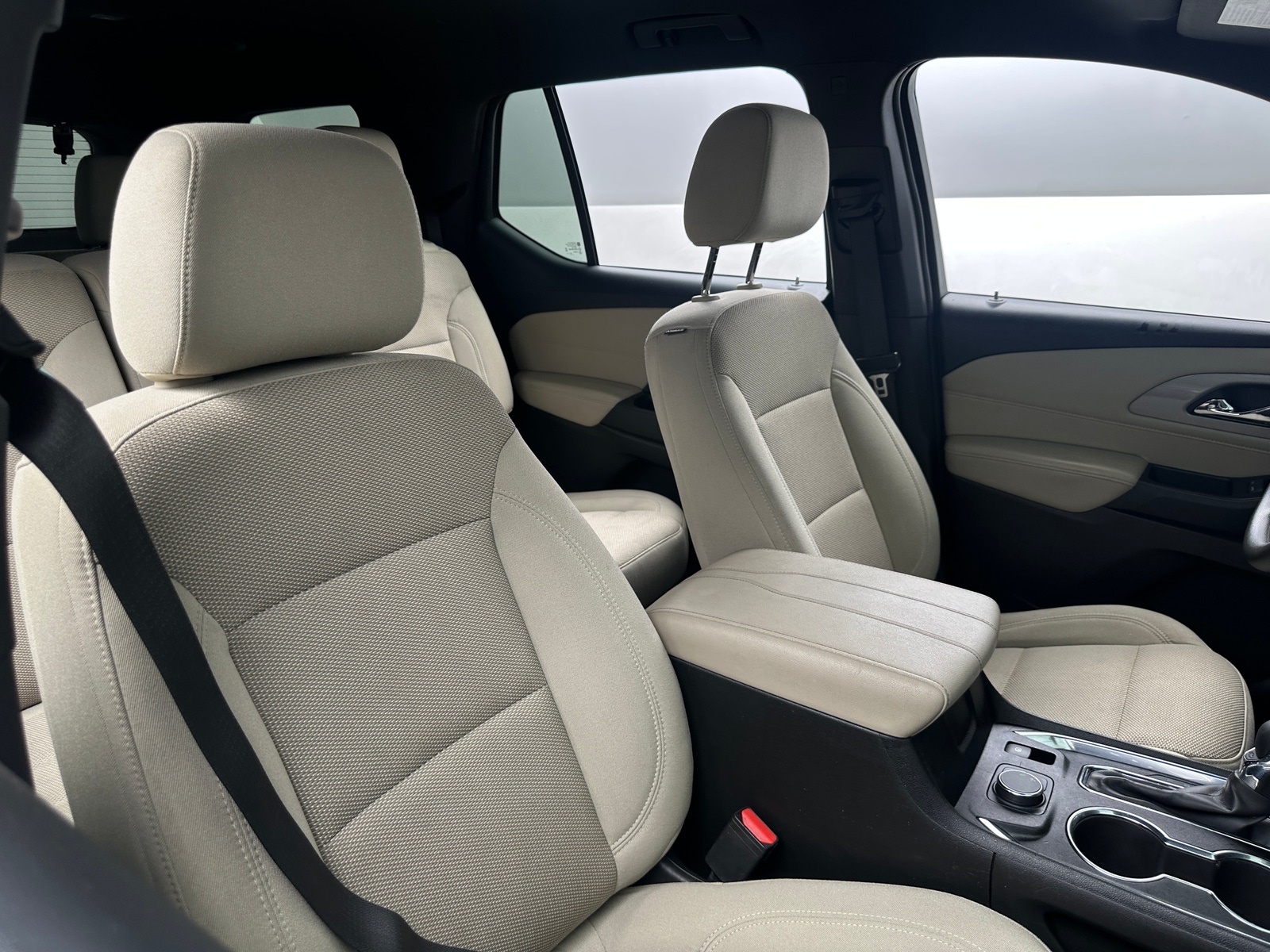 Thumbnail: 2023 Chevrolet Traverse - 2