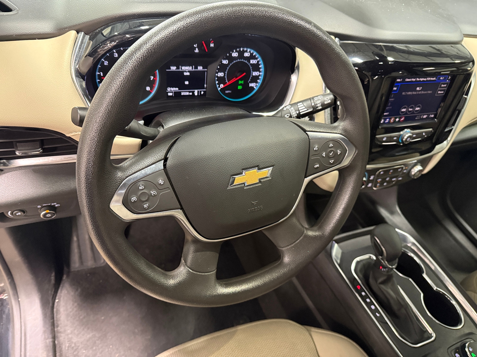 Thumbnail: 2023 Chevrolet Traverse - 5