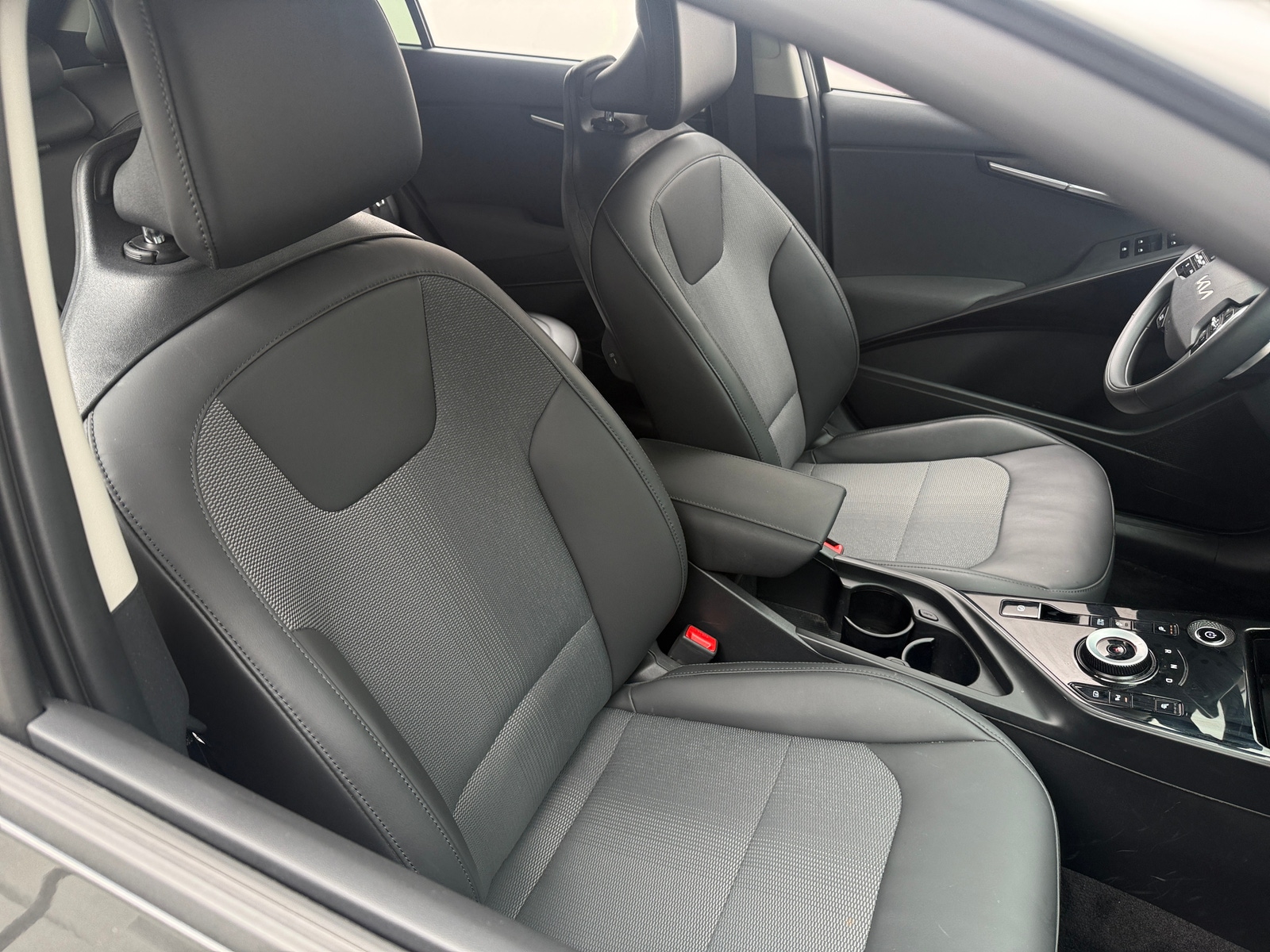 Thumbnail: 2024 Kia Niro - 2