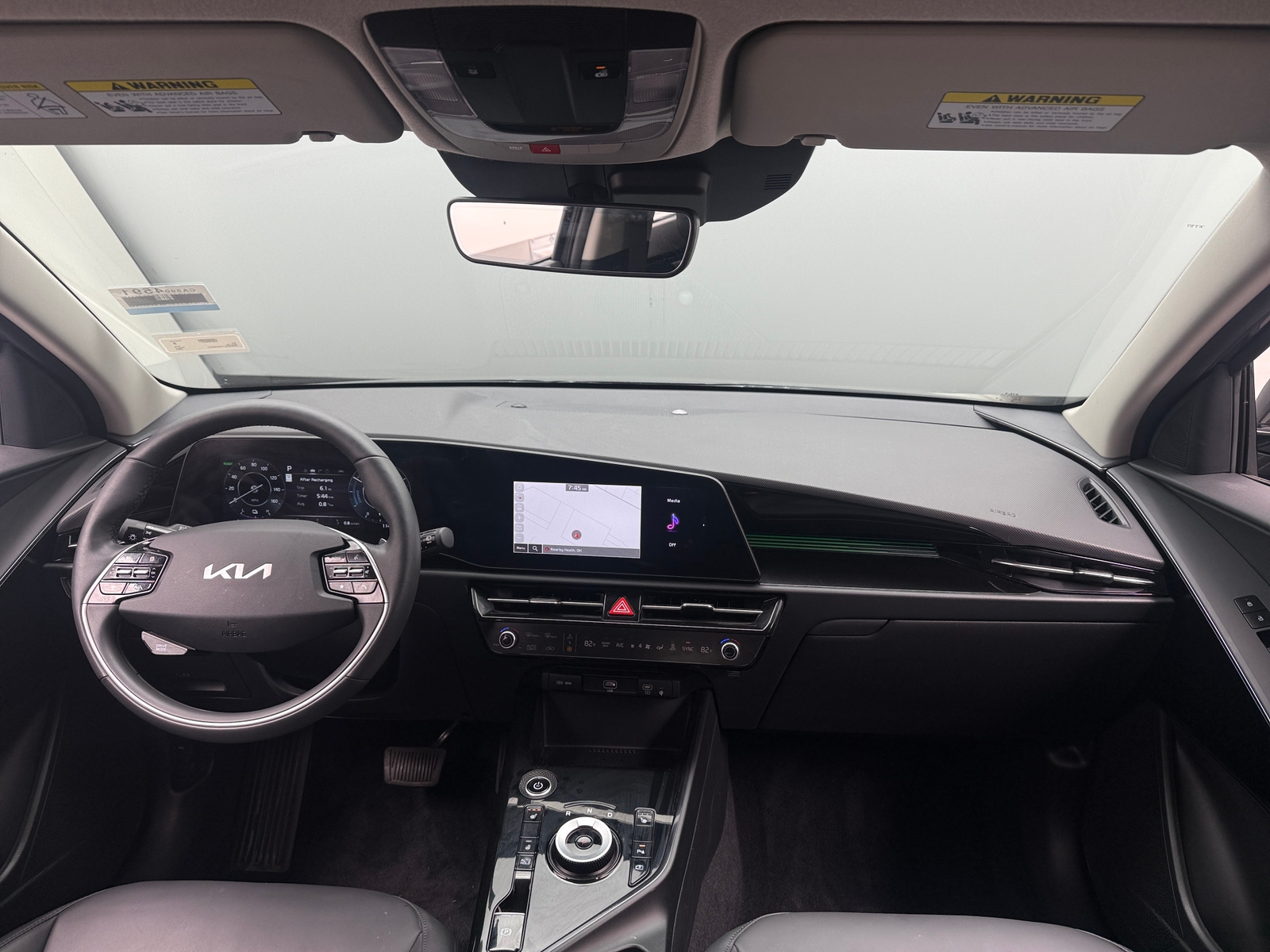 Thumbnail: 2024 Kia Niro - 3