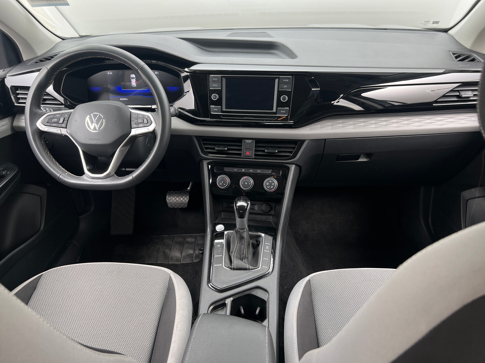 Thumbnail: 2024 Volkswagen Taos - 3