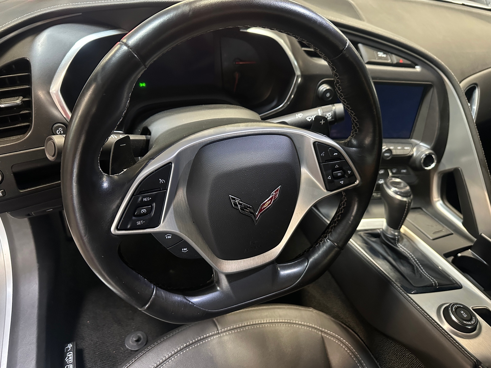 Thumbnail: 2017 Chevrolet Corvette - 3
