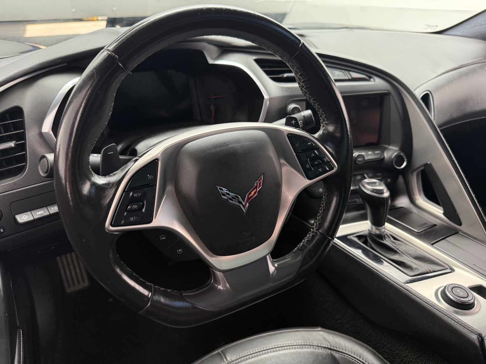 Thumbnail: 2018 Chevrolet Corvette - 3