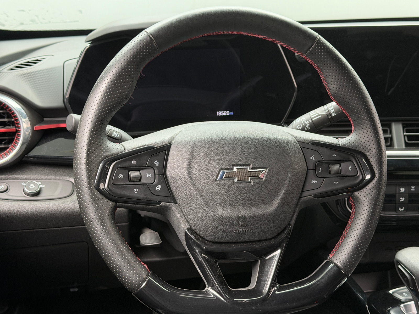 Thumbnail: 2025 Chevrolet Trax - 5
