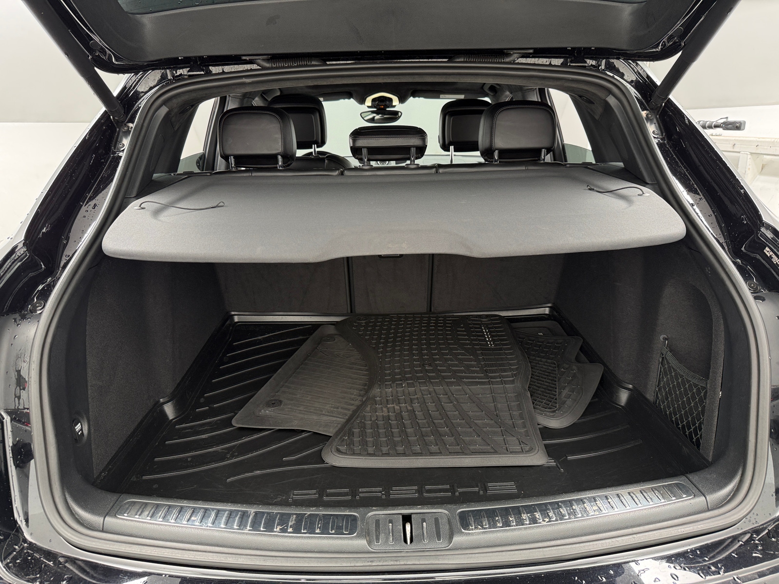 Thumbnail: 2018 Porsche Macan - 6