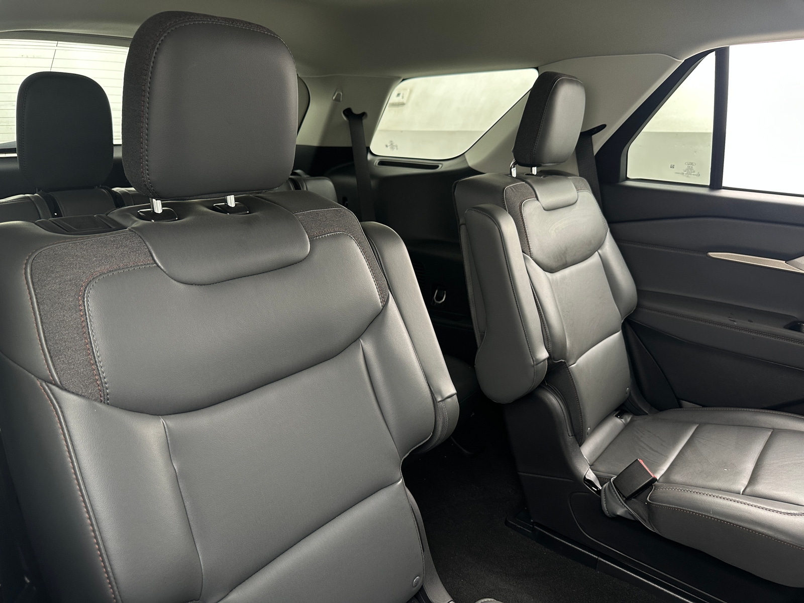 Thumbnail: 2025 Ford Explorer - 6