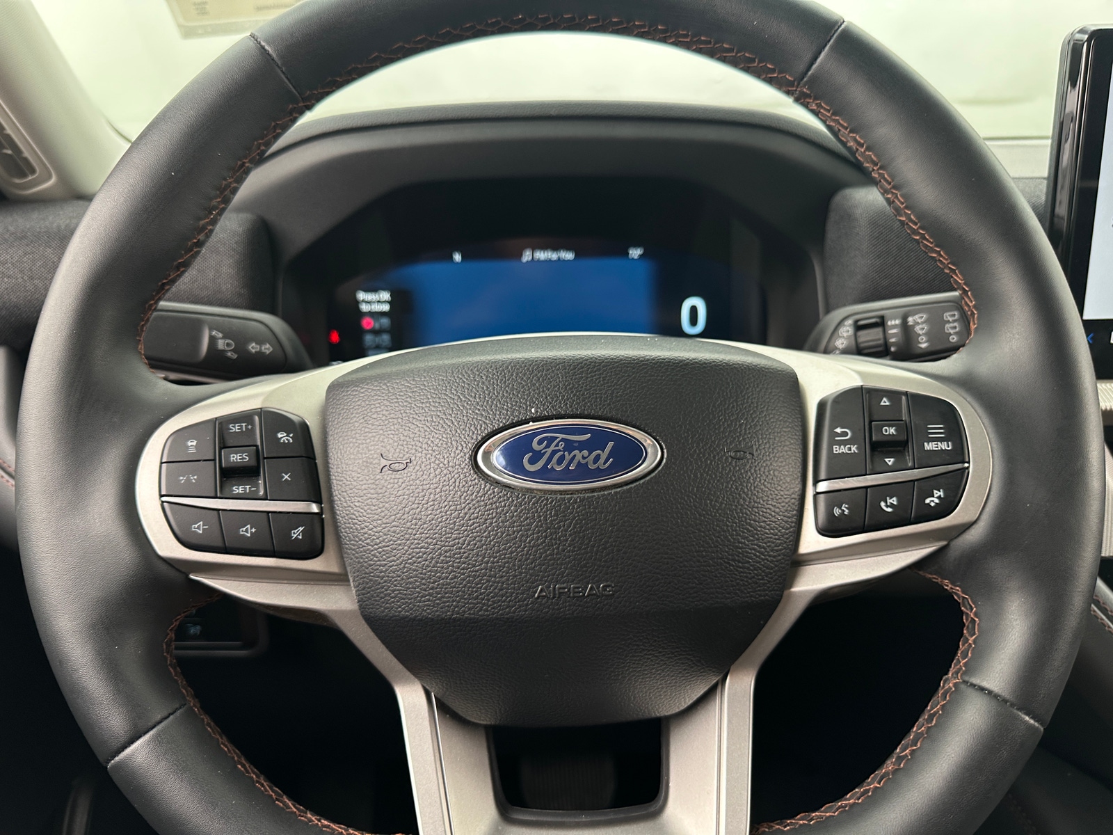 Thumbnail: 2025 Ford Explorer - 5