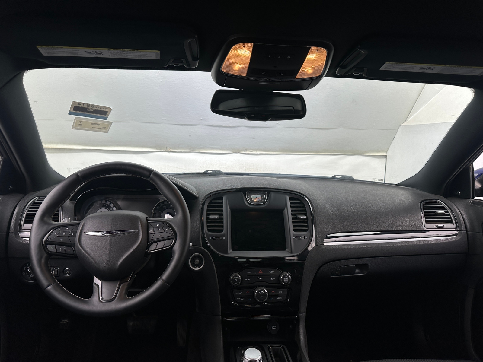 Thumbnail: 2018 Chrysler 300 - 2