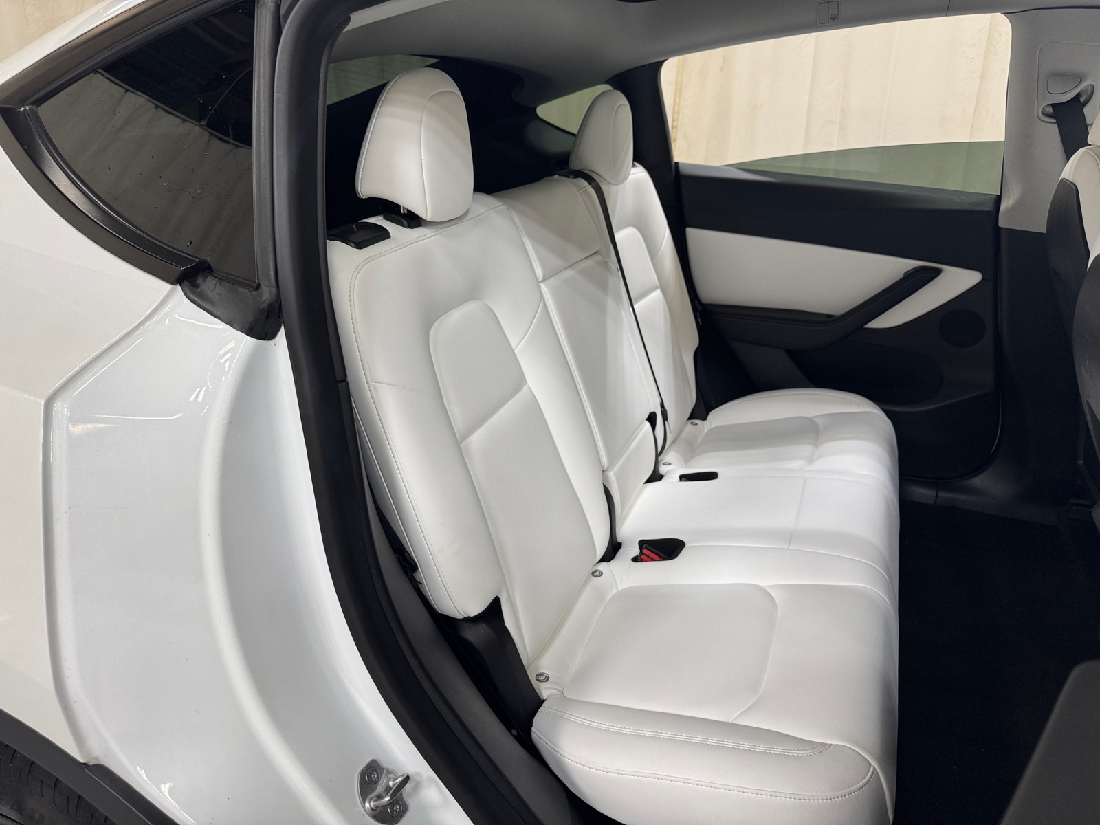 Thumbnail: 2022 Tesla Model Y - 5