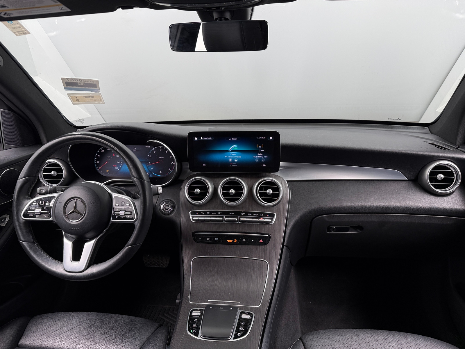 Thumbnail: 2021 Mercedes-Benz GLC - 2
