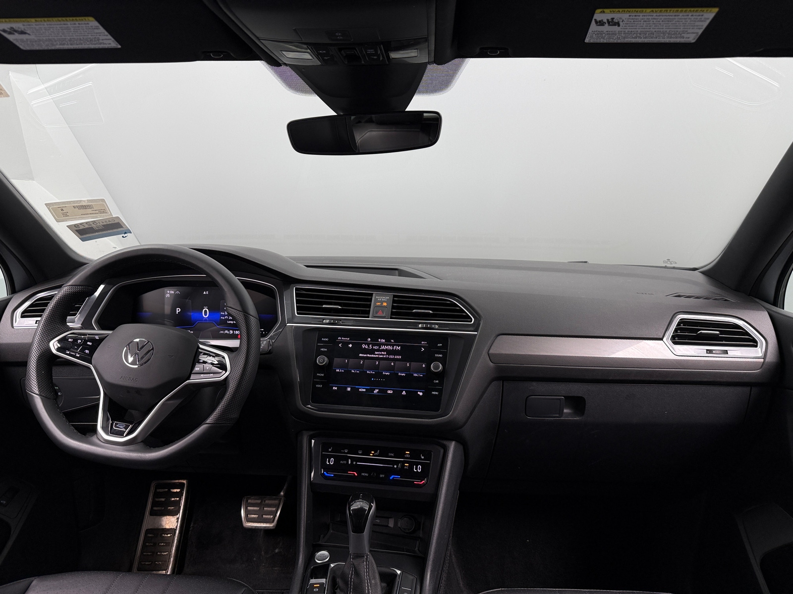 Thumbnail: 2024 Volkswagen Tiguan - 2