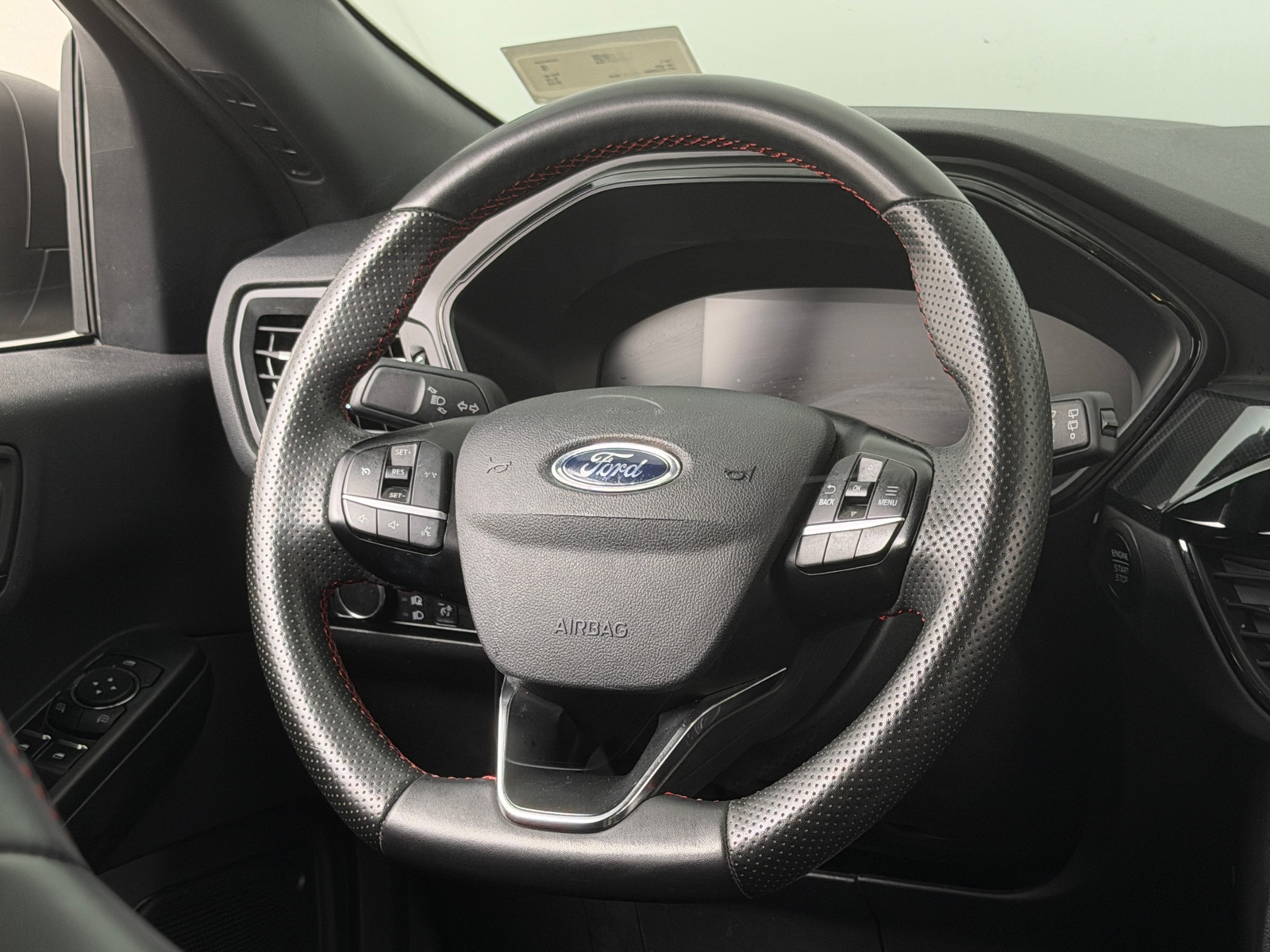 Thumbnail: 2023 Ford Escape - 5
