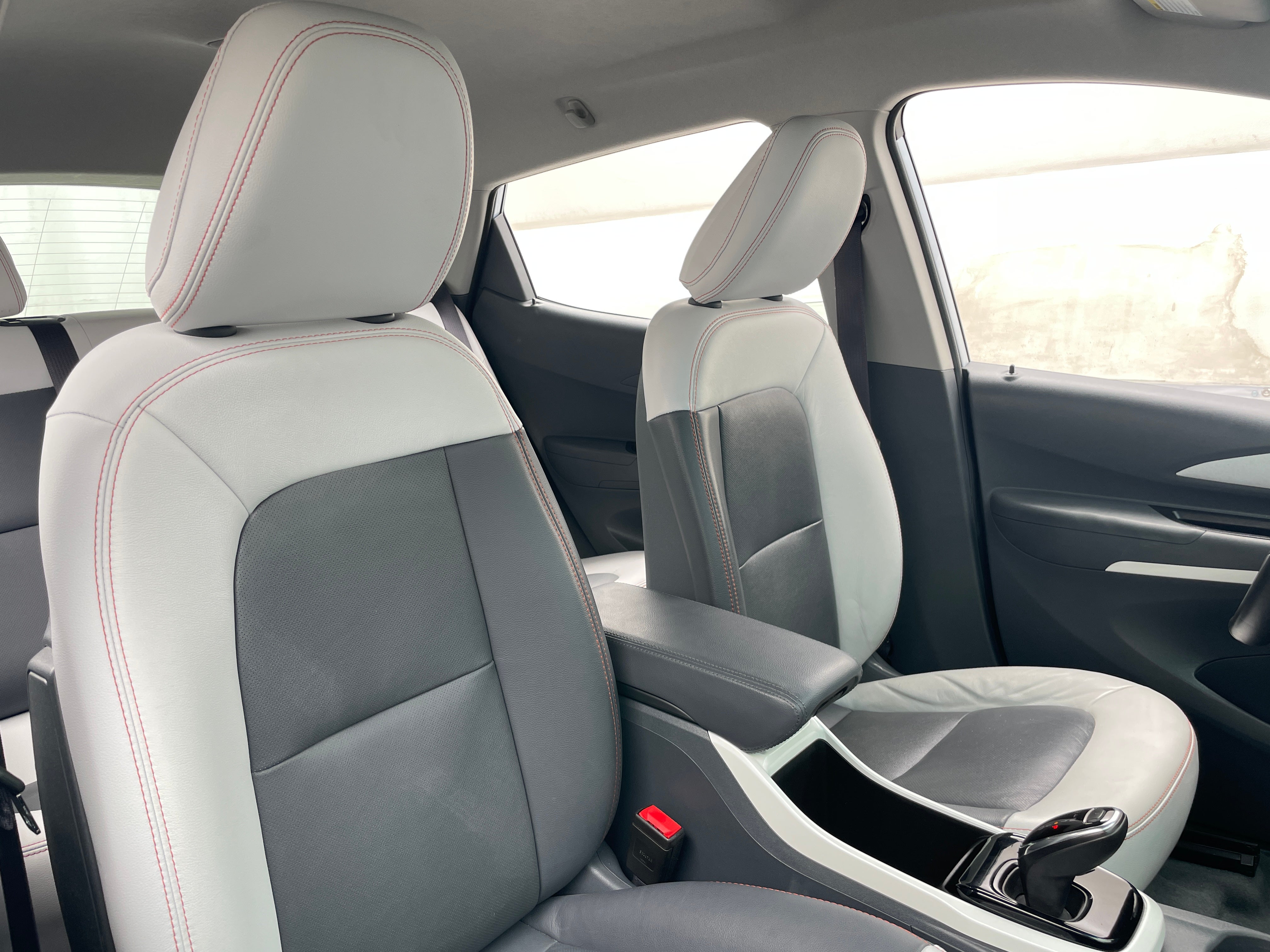 Used 2017 Chevrolet Bolt EV Premier with VIN 1G1FX6S02H4180651 for sale in Oak Creek, WI