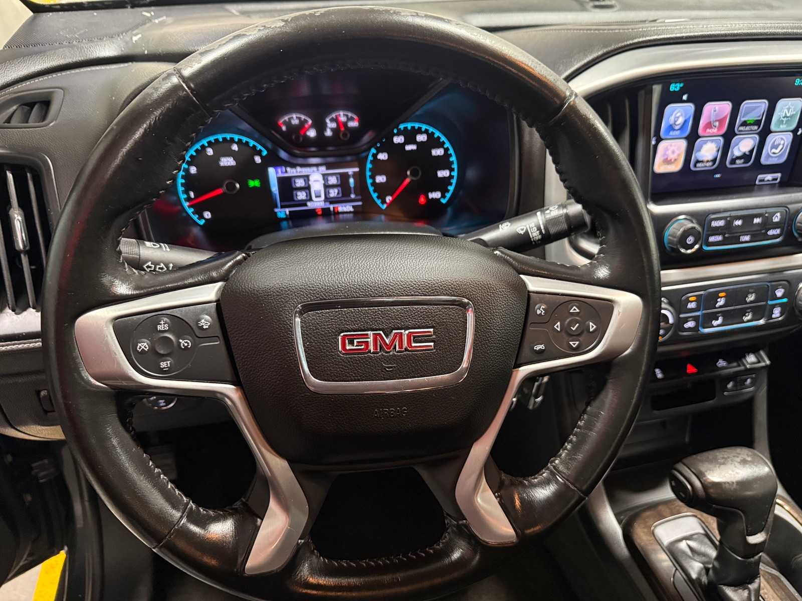 Thumbnail: 2017 GMC Canyon - 4
