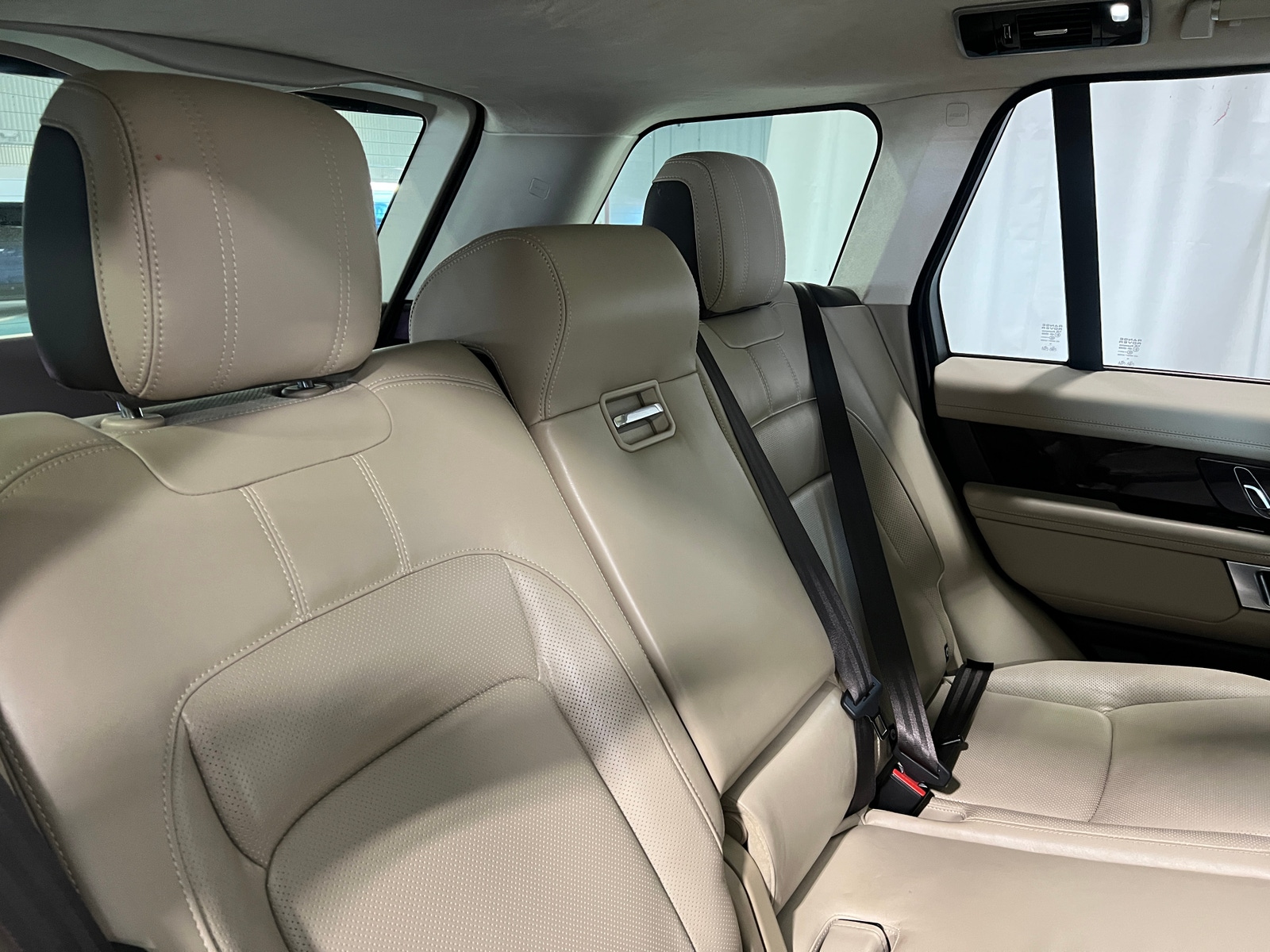 Thumbnail: 2019 Land Rover Range Rover - 5