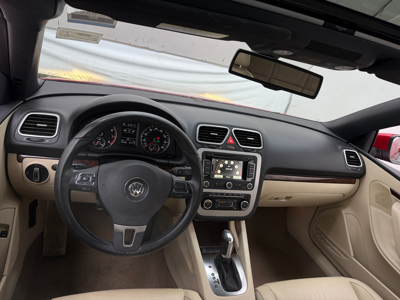 Thumbnail: 2012 Volkswagen Eos - 2