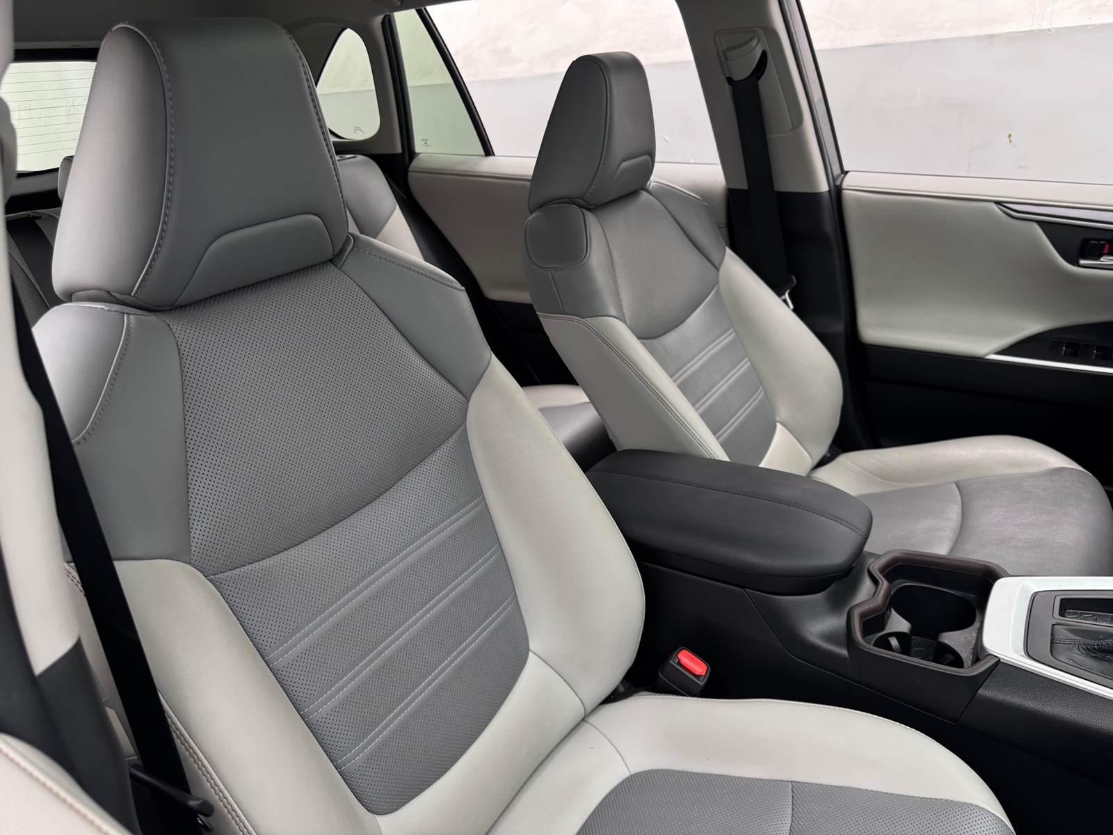 Thumbnail: 2021 Toyota RAV4 - 2