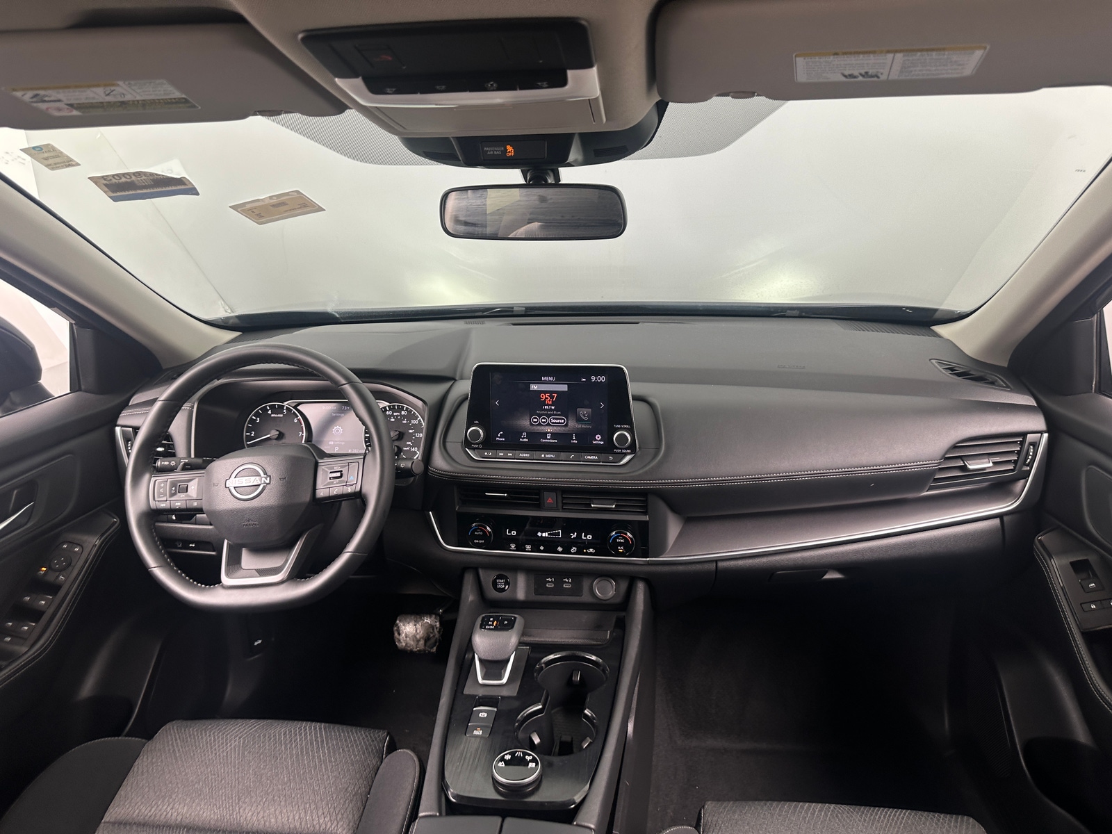 Thumbnail: 2025 Nissan Rogue - 3