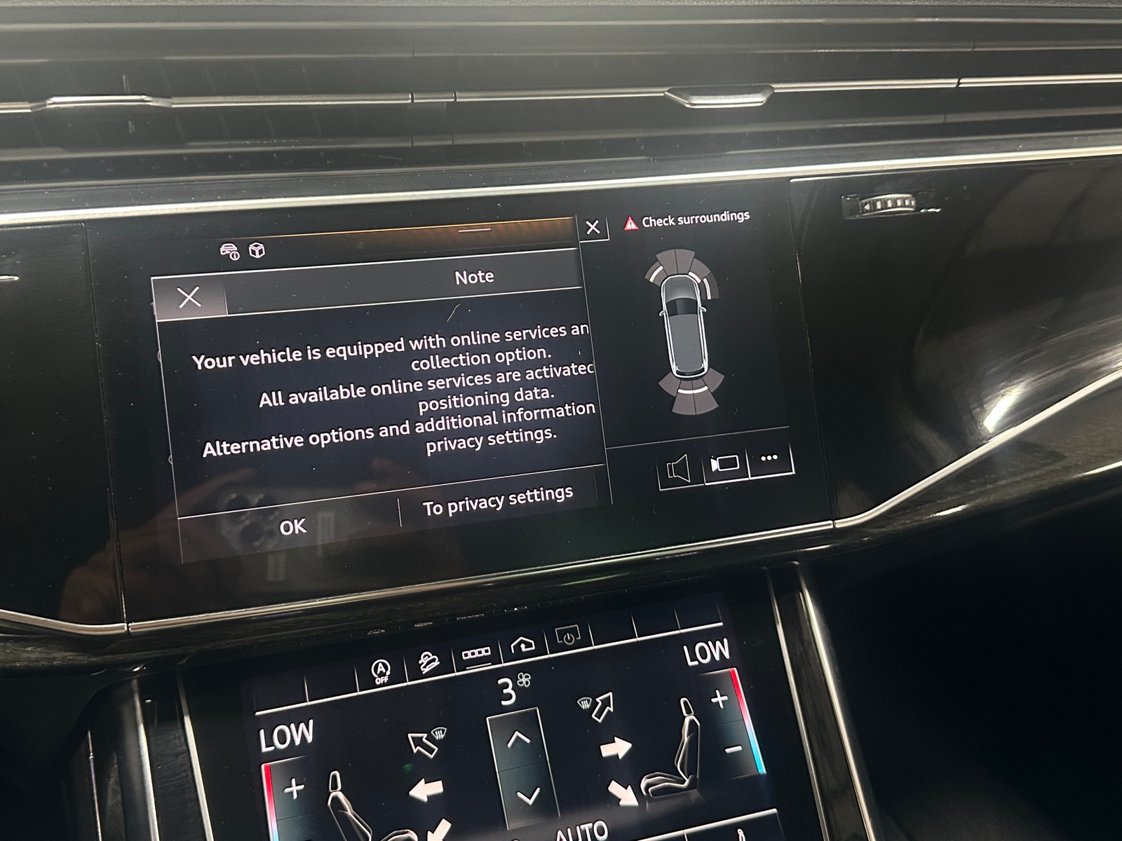 Thumbnail: 2024 Audi Q7 - 3