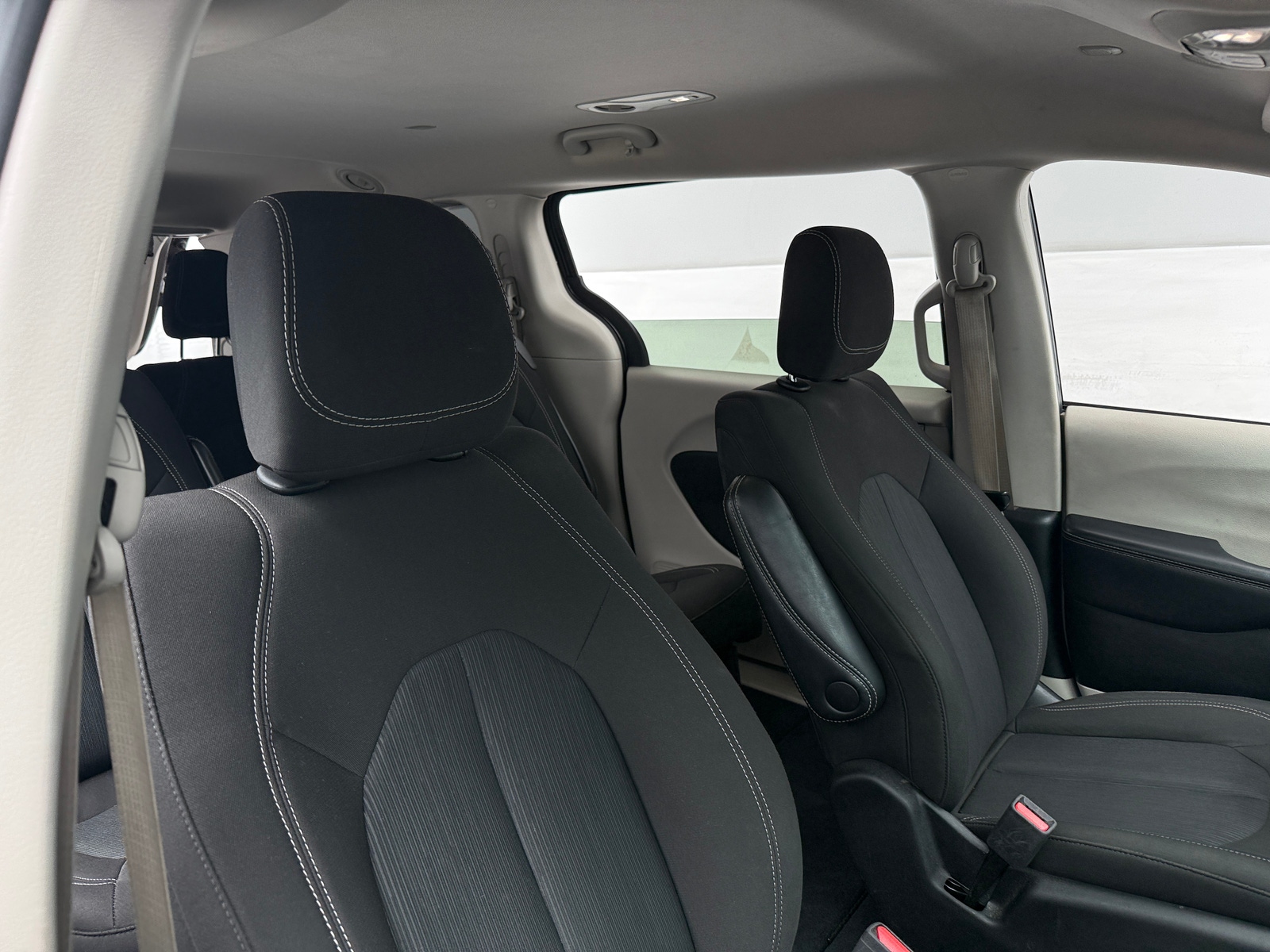 Thumbnail: 2023 Chrysler Voyager - 2