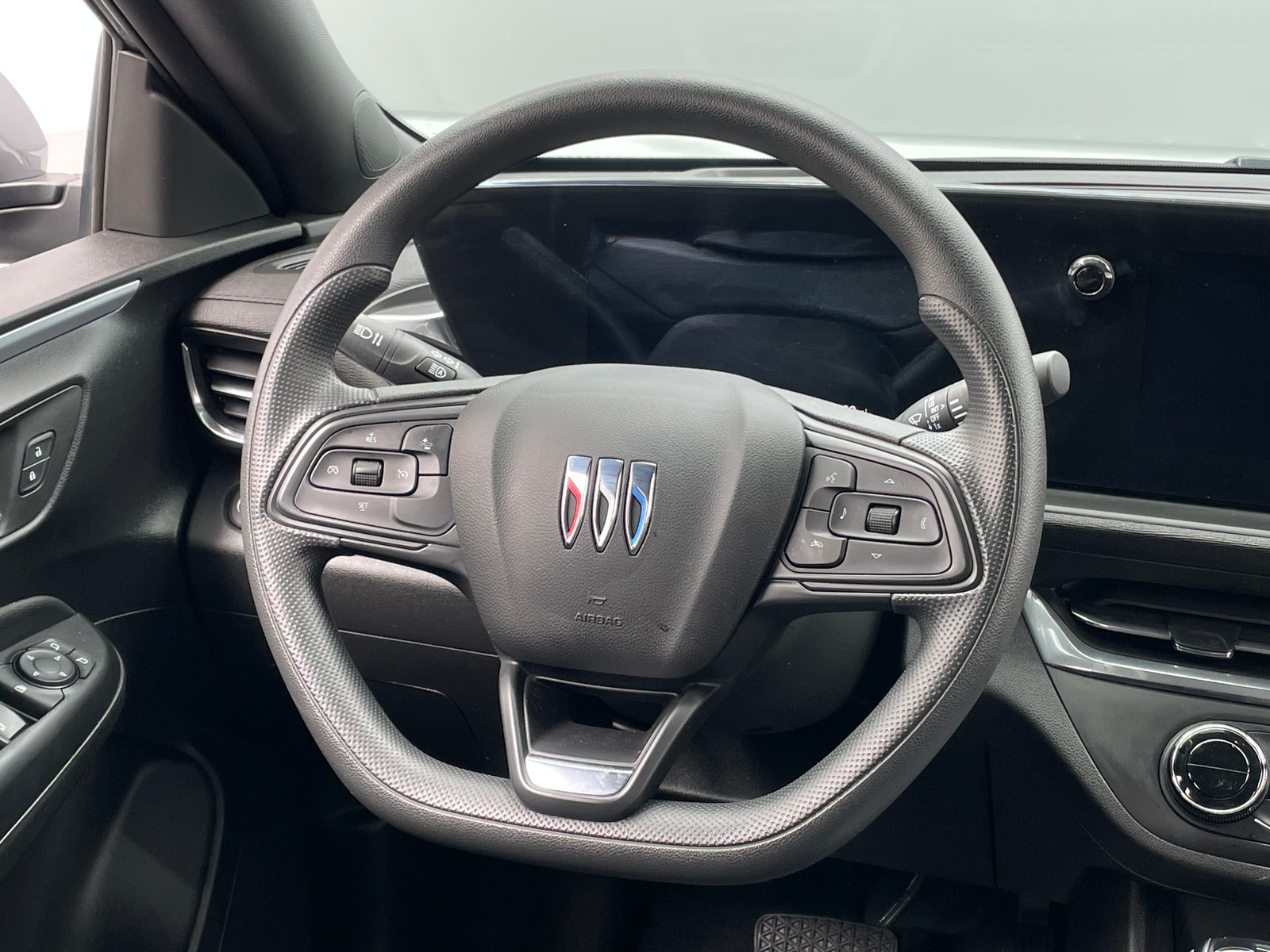 Thumbnail: 2024 Buick Envista - 4