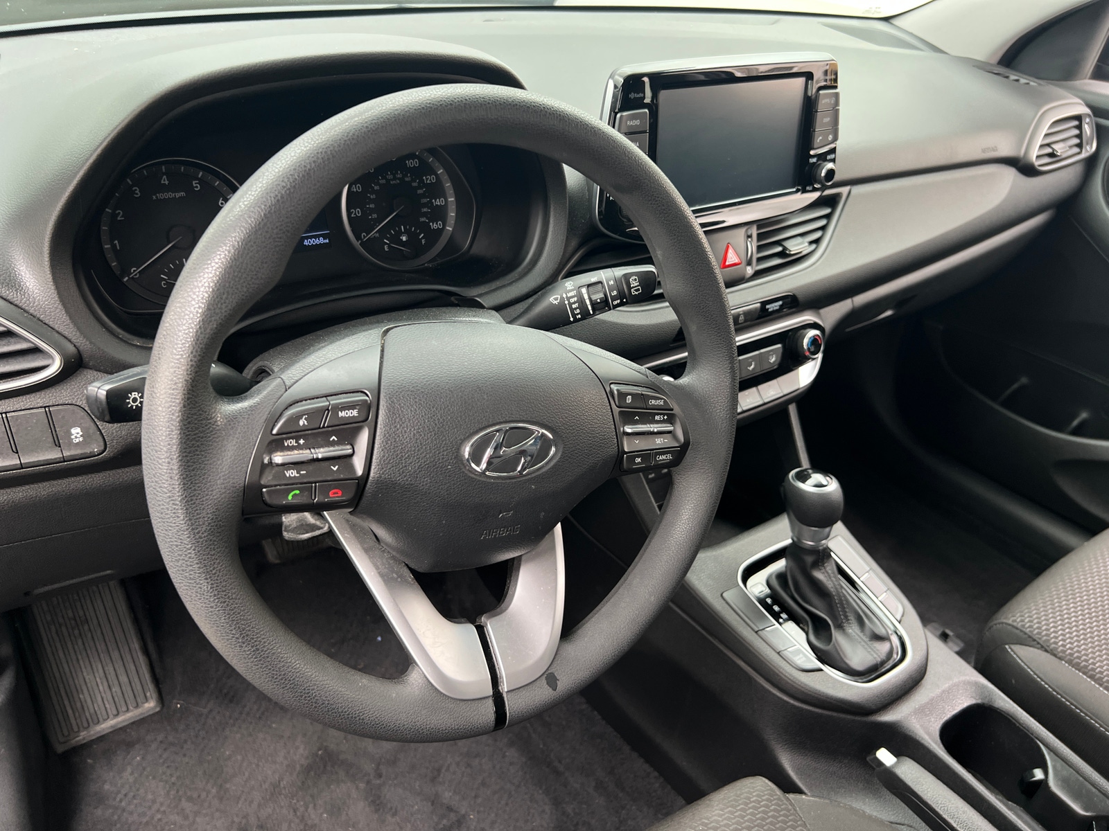Thumbnail: 2019 Hyundai Elantra - 5