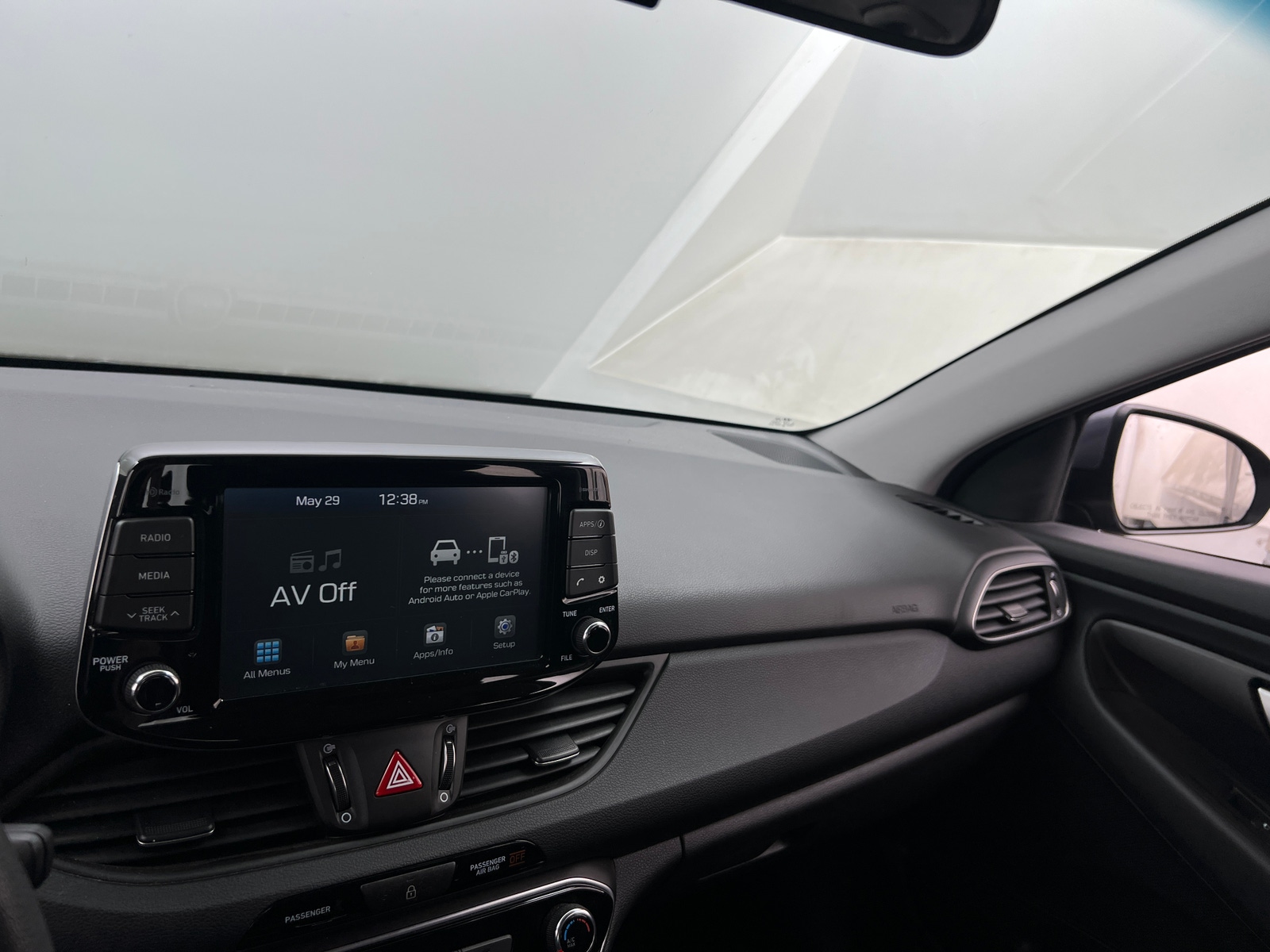 Thumbnail: 2019 Hyundai Elantra - 4