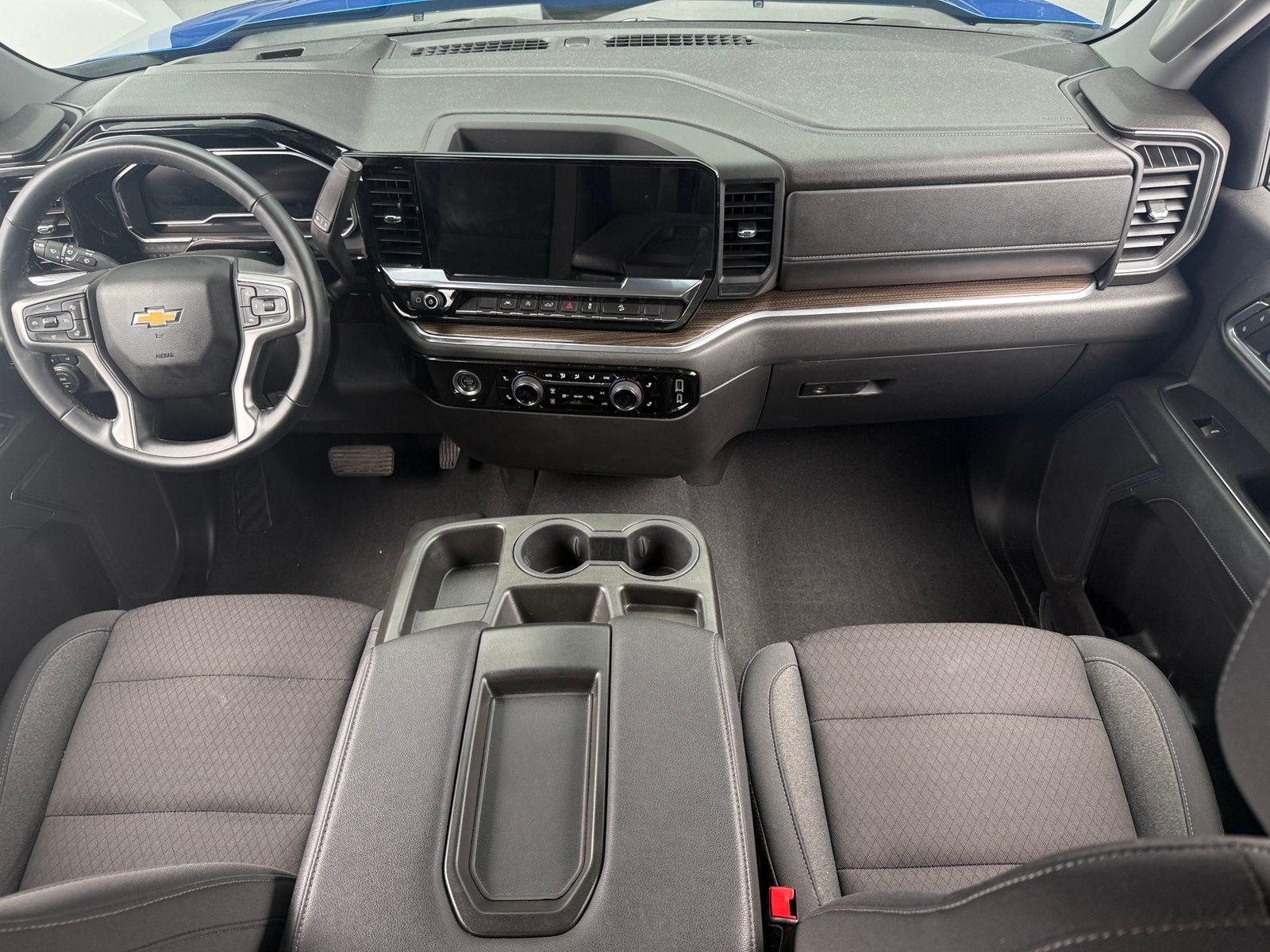 Thumbnail: 2023 Chevrolet Silverado 1500 - 3