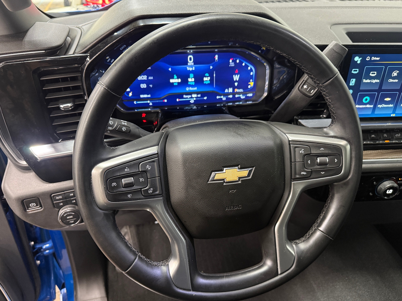 Thumbnail: 2023 Chevrolet Silverado 1500 - 5