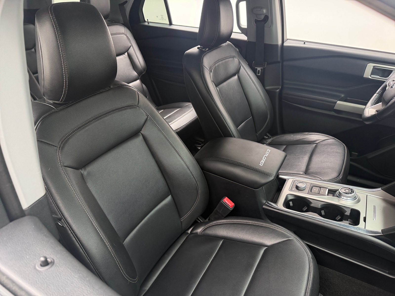 Thumbnail: 2020 Ford Explorer - 2