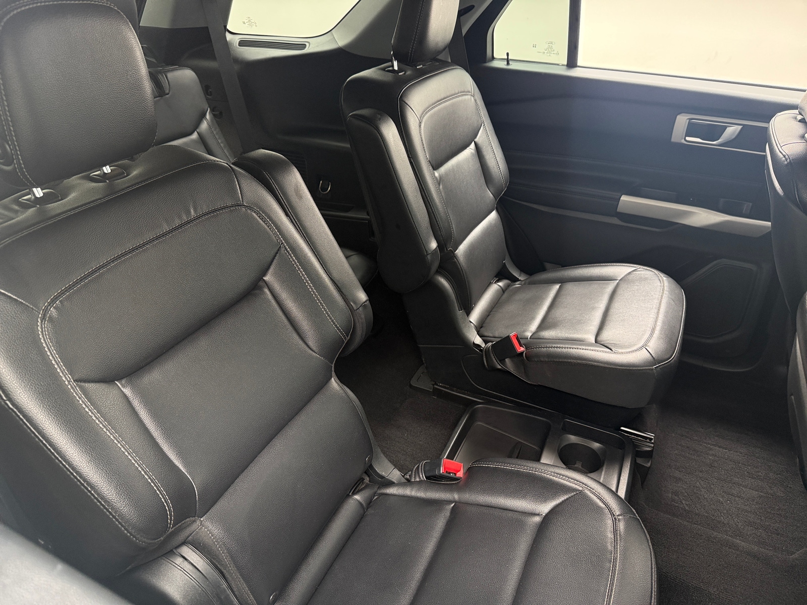Thumbnail: 2020 Ford Explorer - 6