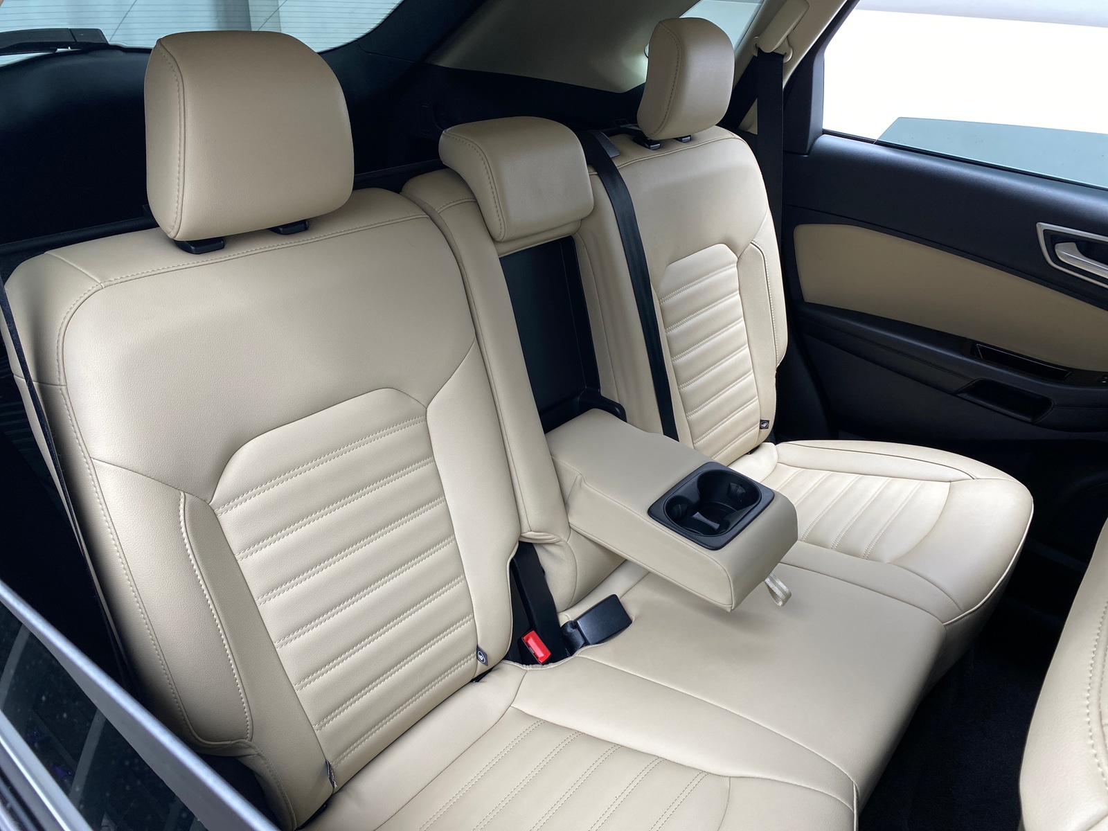 Thumbnail: 2020 Ford Edge - 5