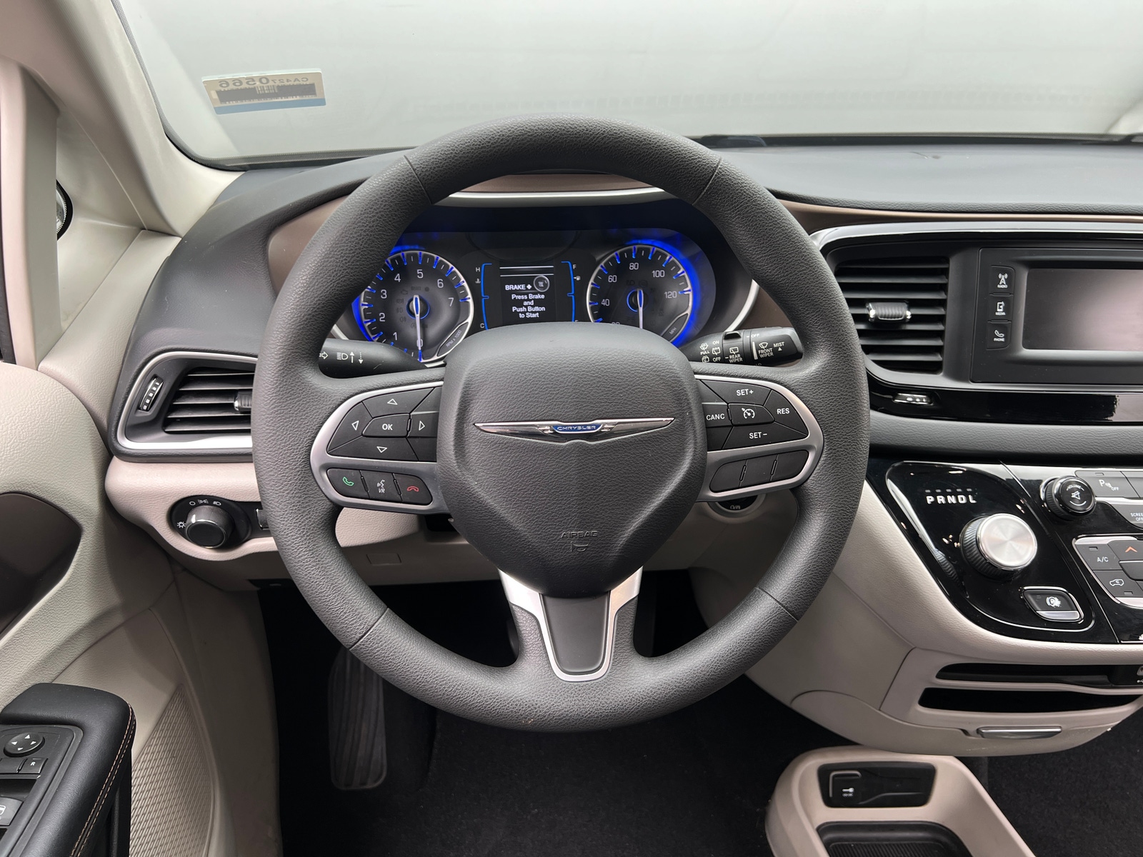 Thumbnail: 2017 Chrysler Pacifica - 5