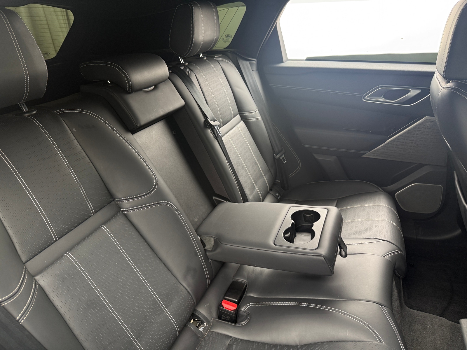 Thumbnail: 2020 Land Rover Range Rover Velar - 5