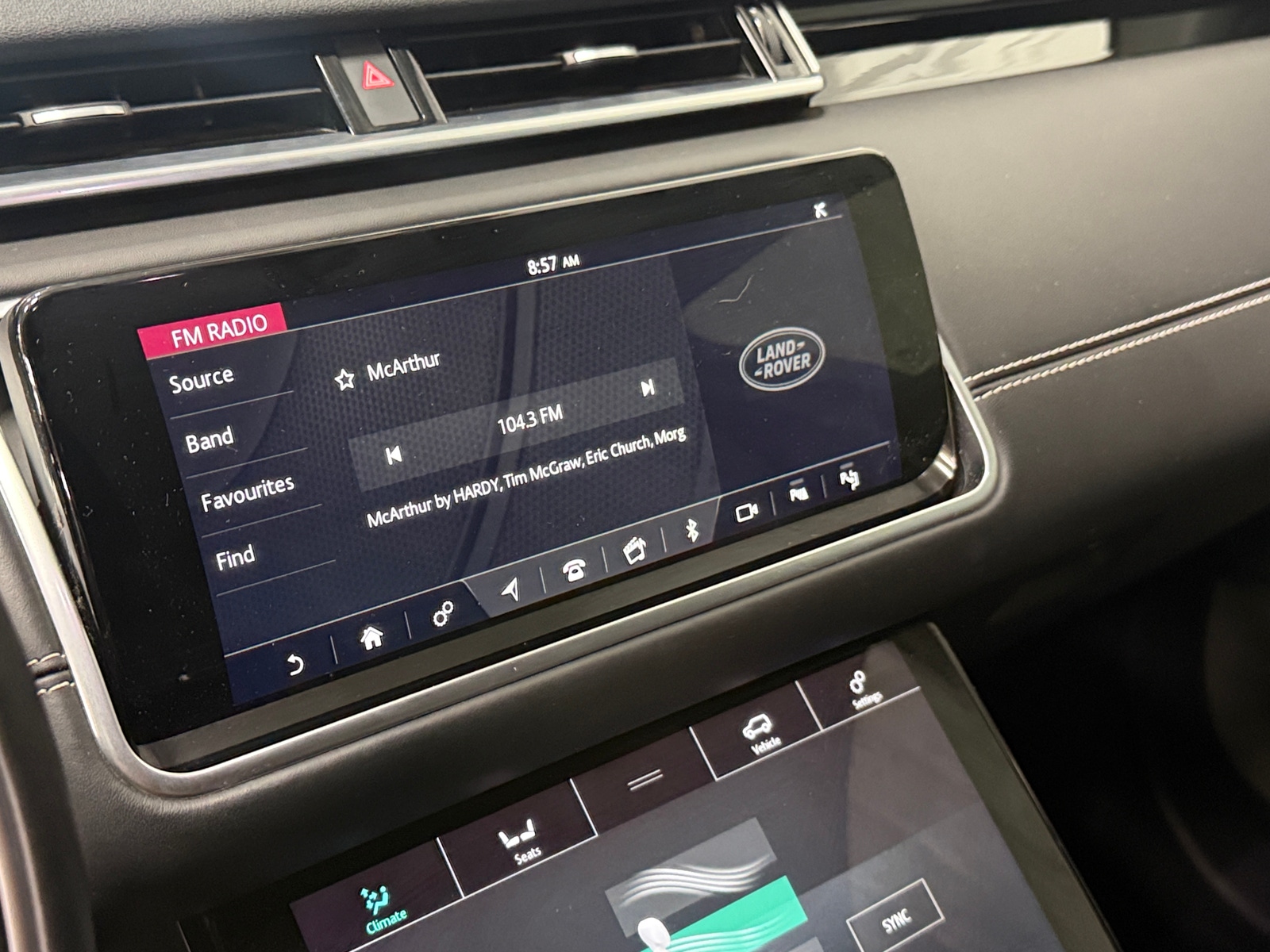 Thumbnail: 2020 Land Rover Range Rover Velar - 3
