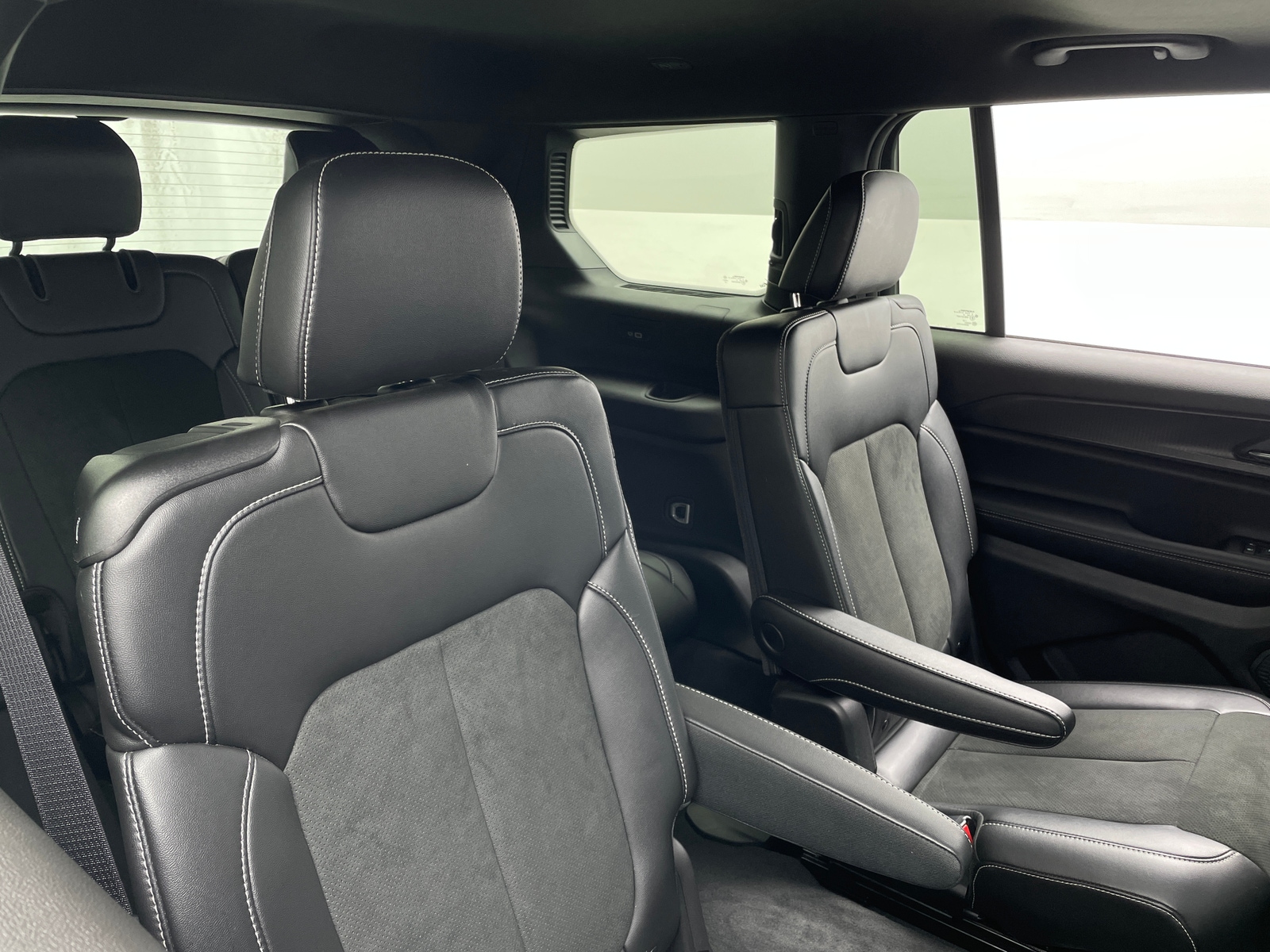 Thumbnail: 2025 Jeep Grand Cherokee L - 5